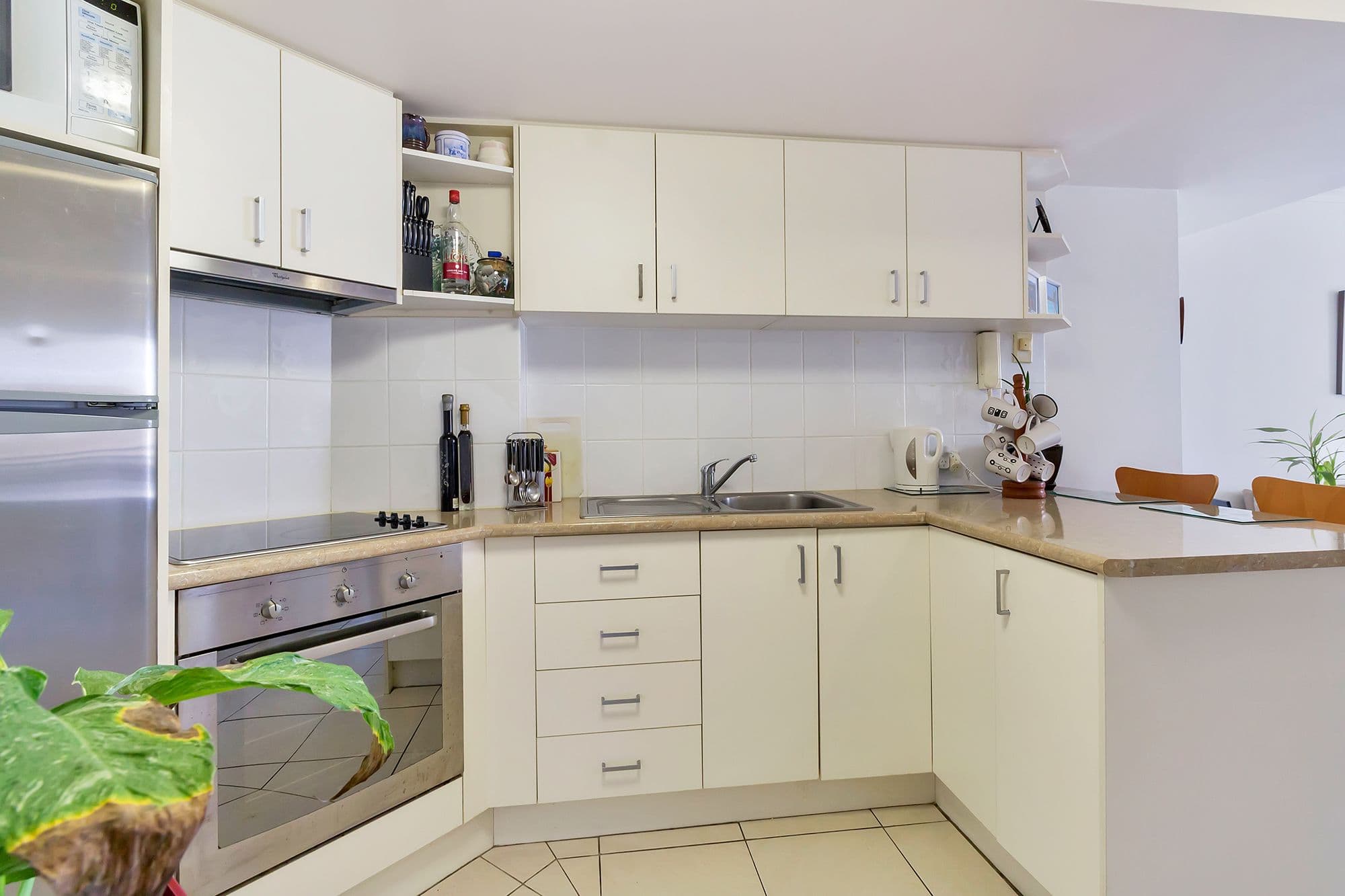 452-454 Marine Parade, Biggera Waters QLD 4216, Biggera Waters - Thumbnail 3