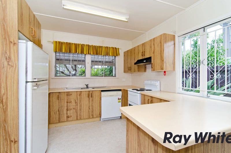 6 Ringrose Street, STAFFORD HEIGHTS QLD 4053, Stafford Heights - Thumbnail 3