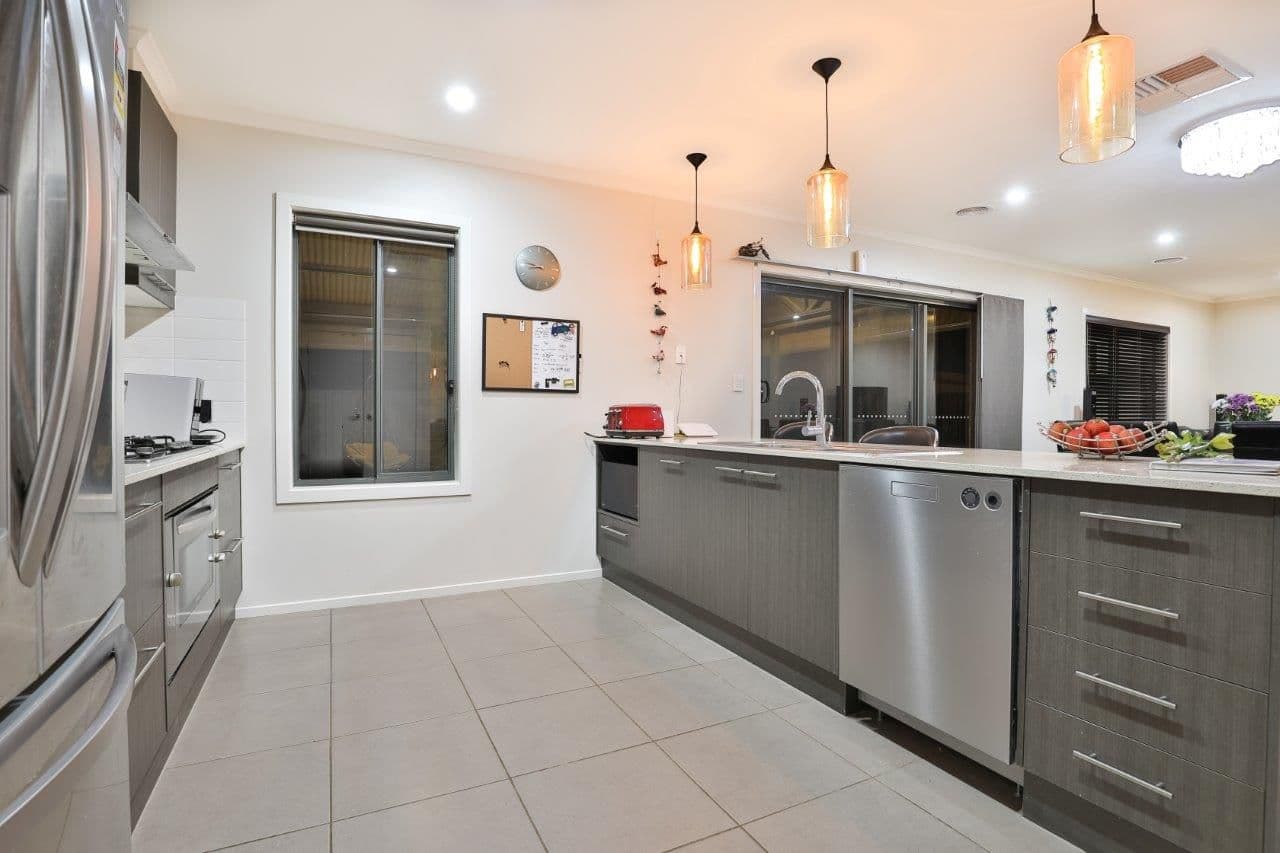 16 Sherring Way, Mildura VIC 3500, Mildura - Thumbnail 5