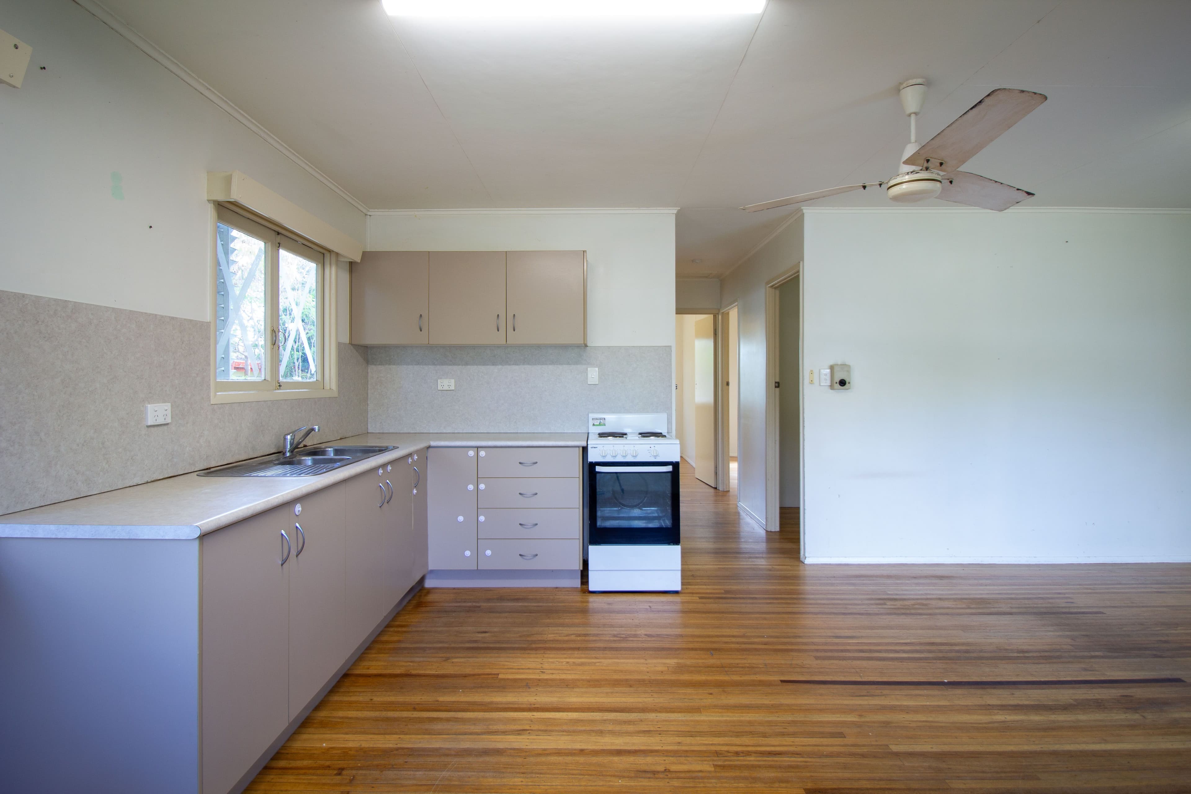 100 Curie Street, Wulguru QLD 4811, Wulguru - Thumbnail 3