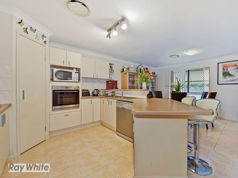 5 Cooksland Crescent, NORTH LAKES QLD 4509, North Lakes - Thumbnail 5