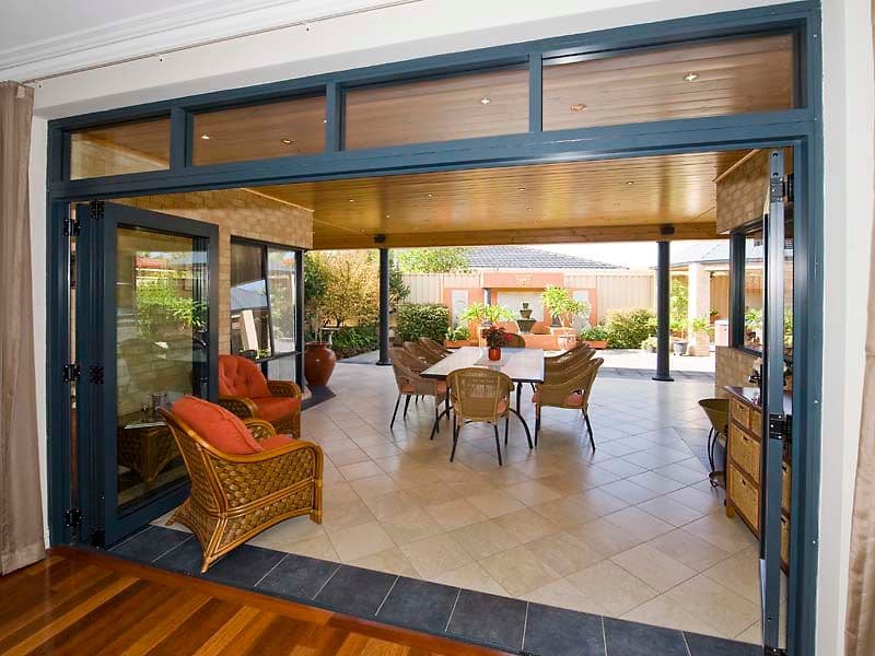 6 Corsham Gardens, CANNING VALE WA 6155, Canning Vale - Thumbnail 3