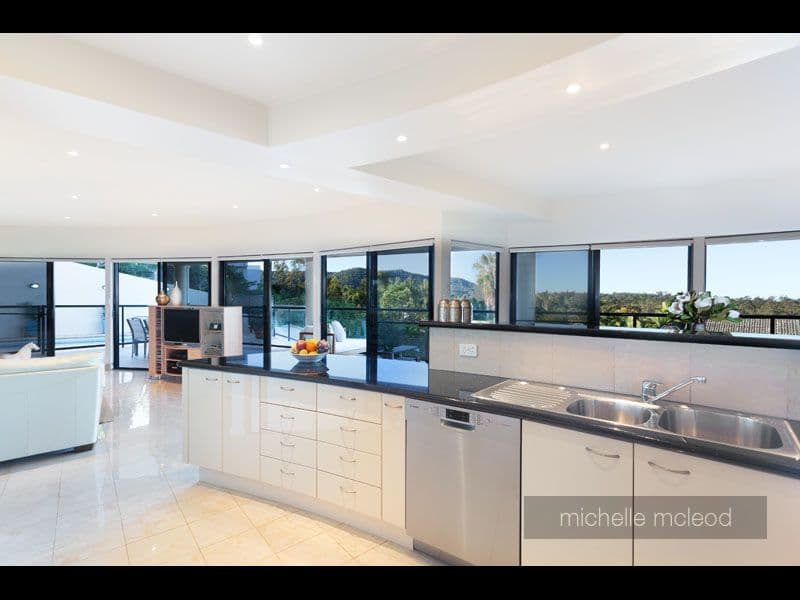 2 Hakea Crescent, Chapel Hill QLD 4069, Chapel Hill - Thumbnail 8