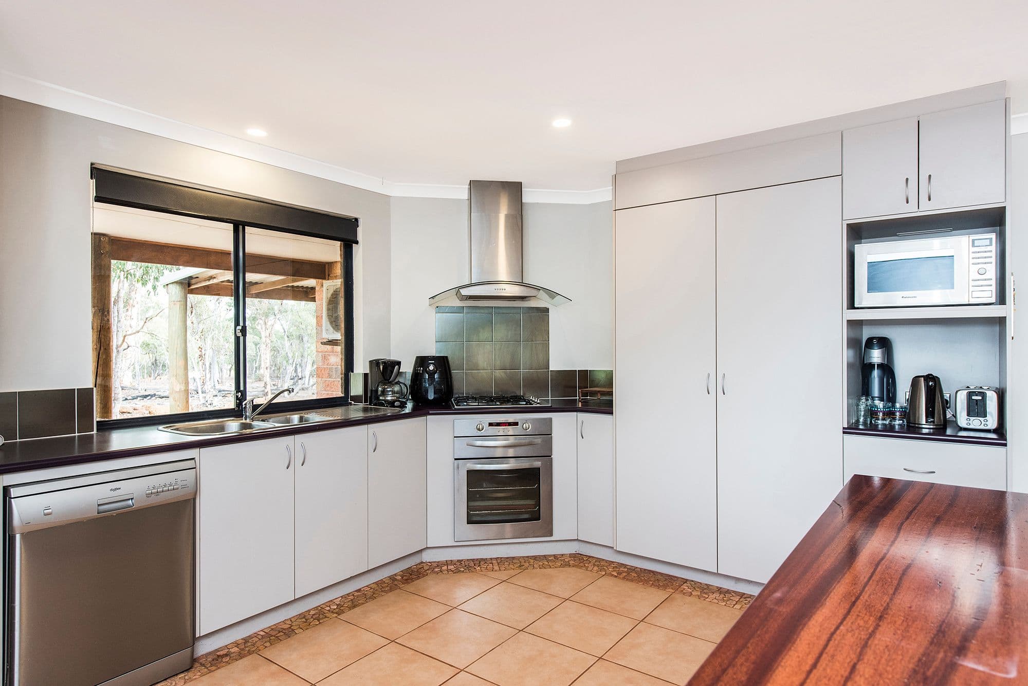 18 Kooyong Close, Bullsbrook WA 6084, Bullsbrook - Thumbnail 5