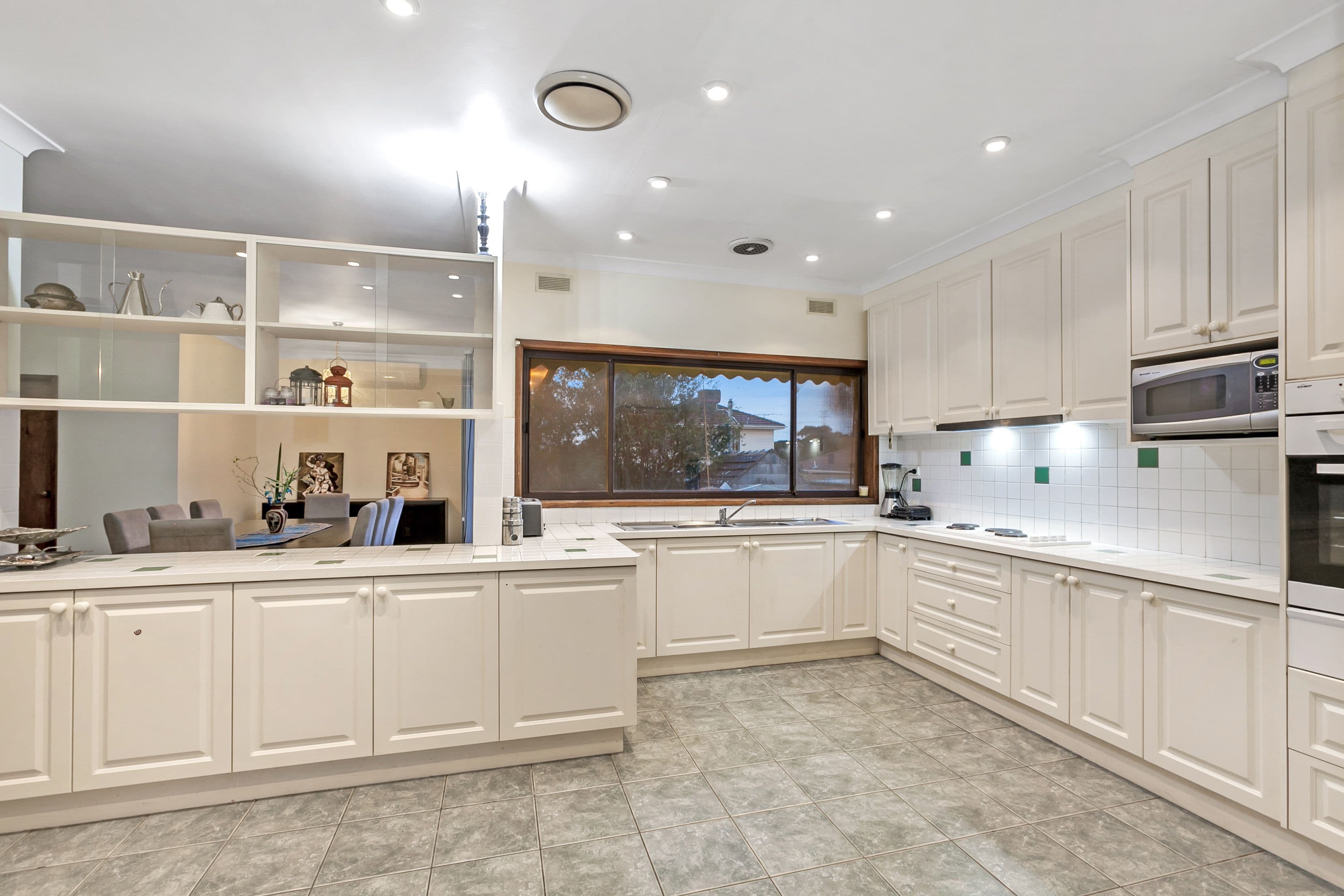 34 Churchill Avenue, Reservoir VIC 3073, Reservoir - Thumbnail 4