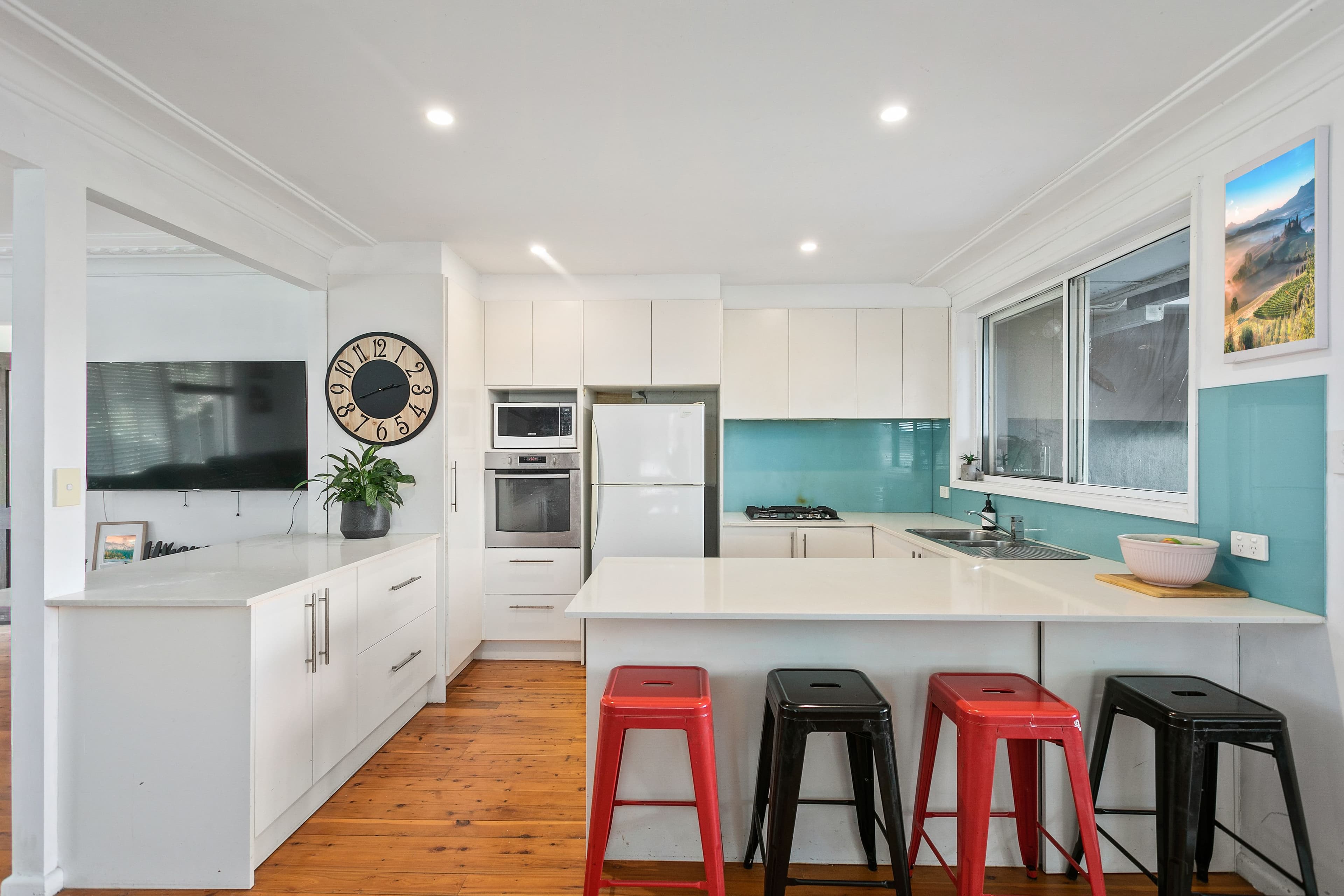 30 Vista Avenue, Peakhurst Heights NSW 2210, Peakhurst Heights - Thumbnail 6