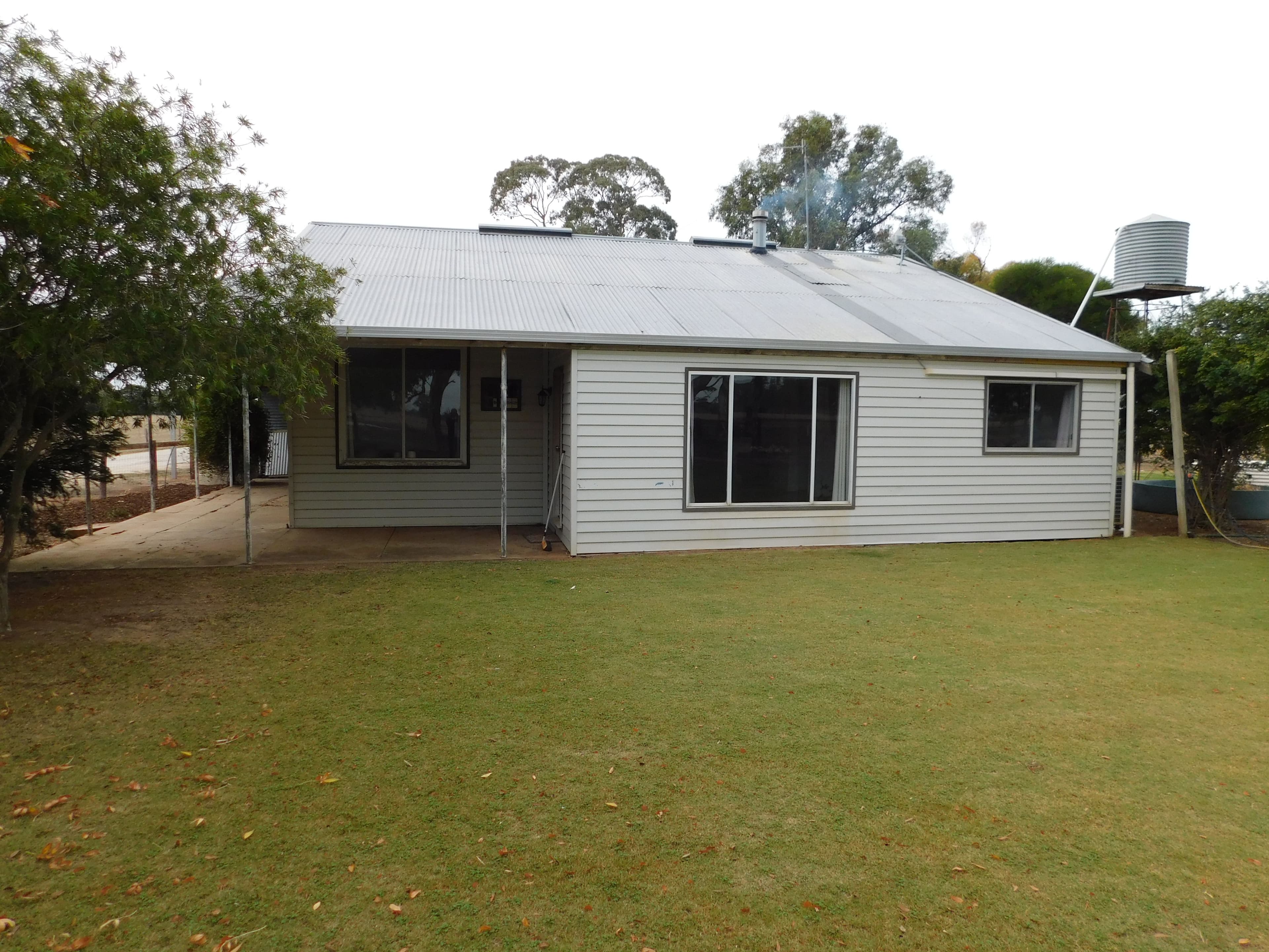 761 Naracoorte Road, Bordertown SA 5268, Bordertown - Image 1