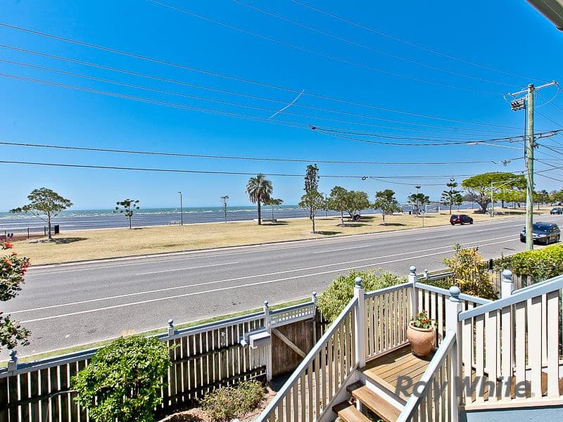 114 Flinders Parade, SANDGATE QLD 4017, Sandgate - Thumbnail 3