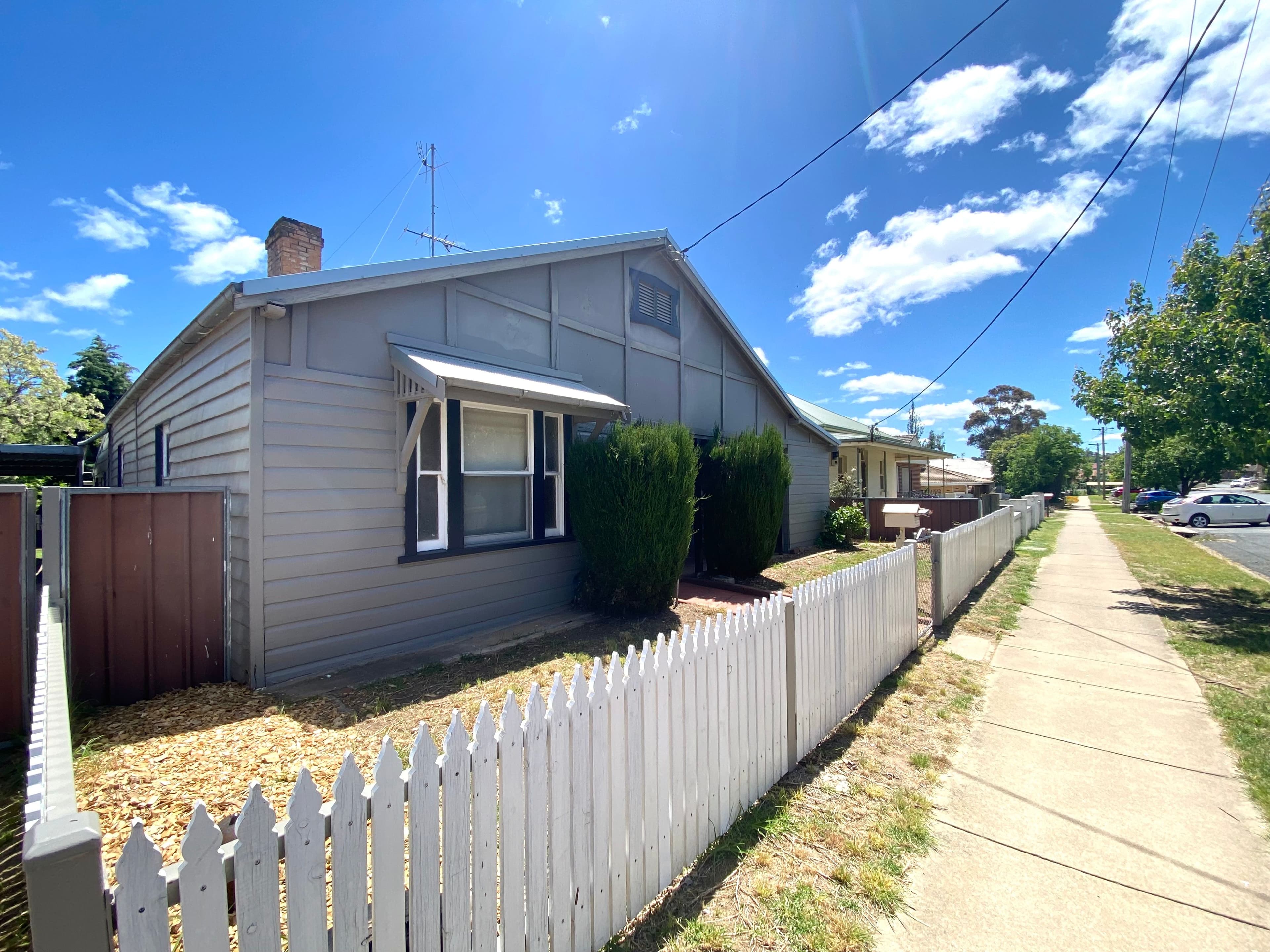 15 Wombat Street, Young NSW 2594, Young - Thumbnail 2