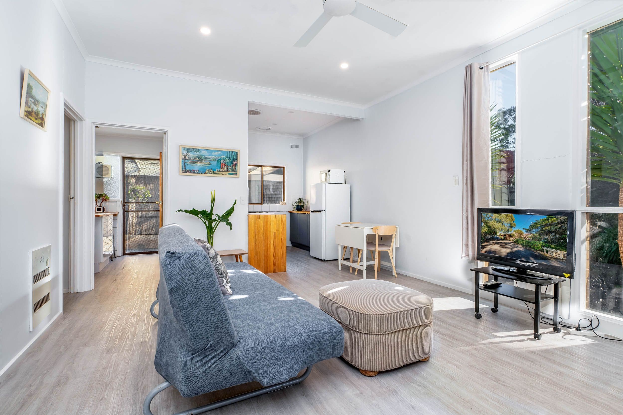 53 Chapel Street, Cowes VIC 3922, Cowes - Thumbnail 3