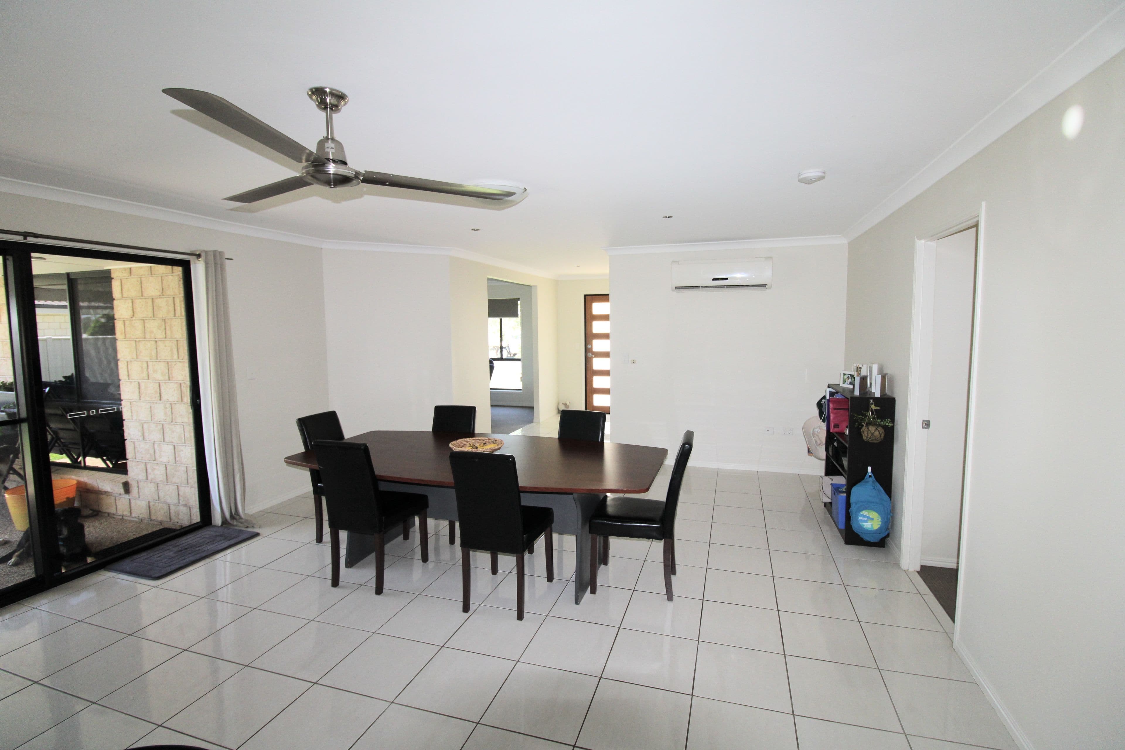 4 Wright Street, Emerald QLD 4720, Emerald - Thumbnail 4