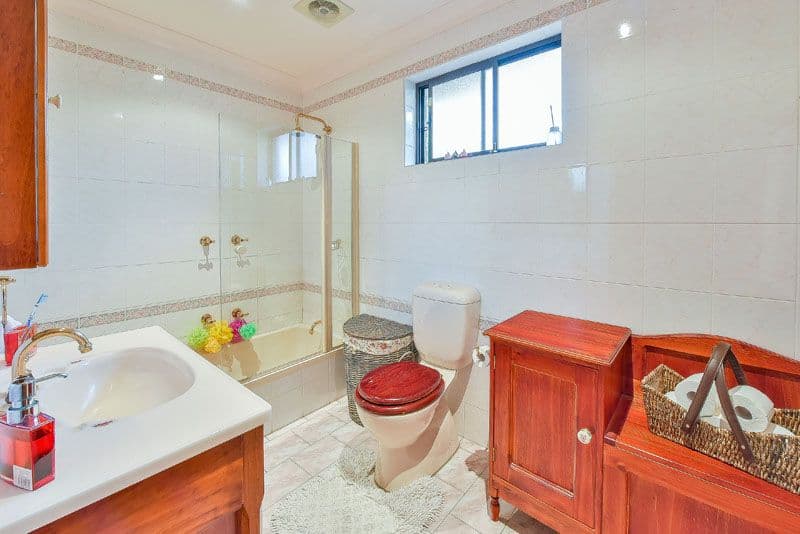 8 Seddon Place, Campbelltown NSW 2560, Campbelltown - Thumbnail 8