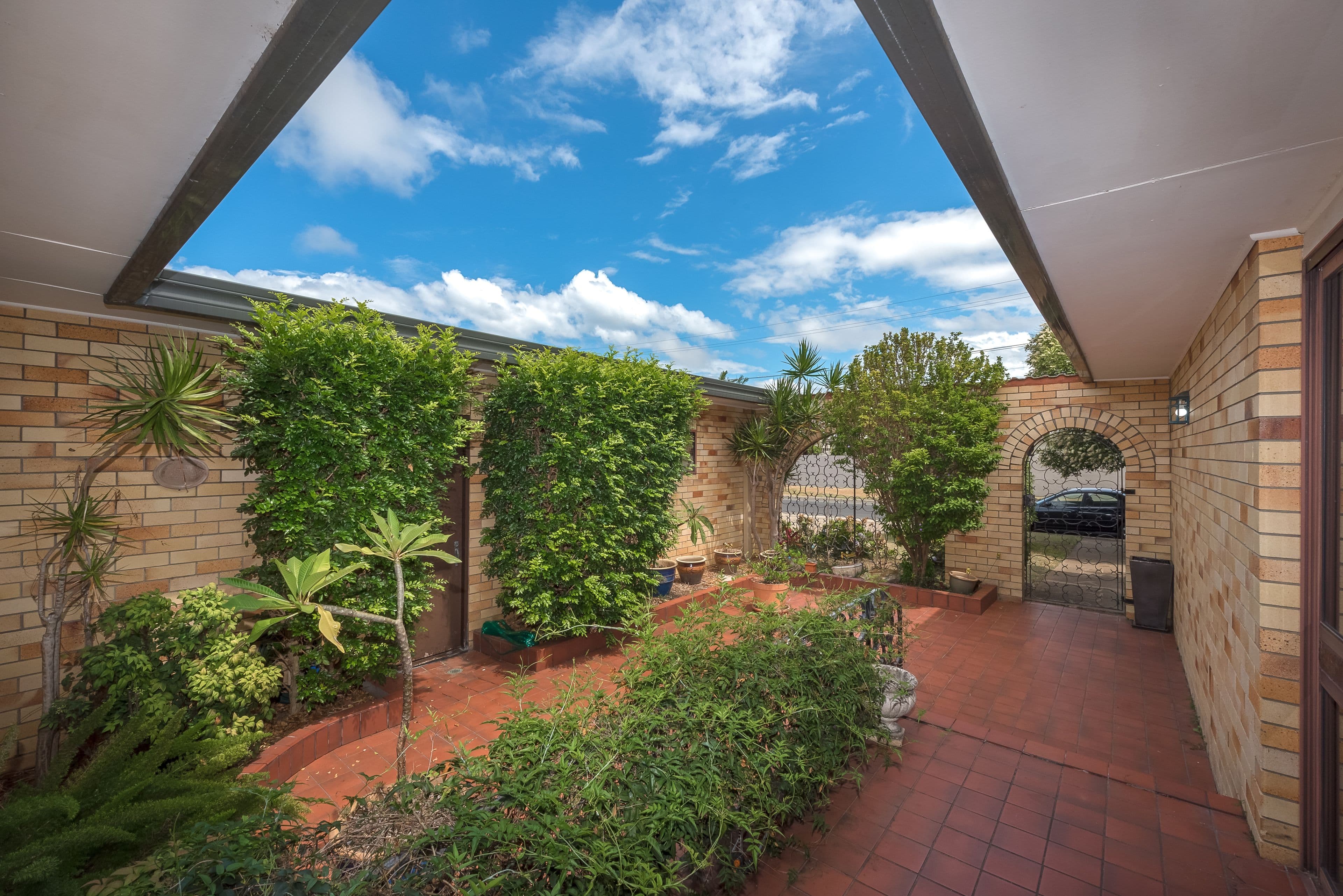 23 Rapallo Avenue, Isle Of Capri QLD 4217, Isle Of Capri - Thumbnail 8