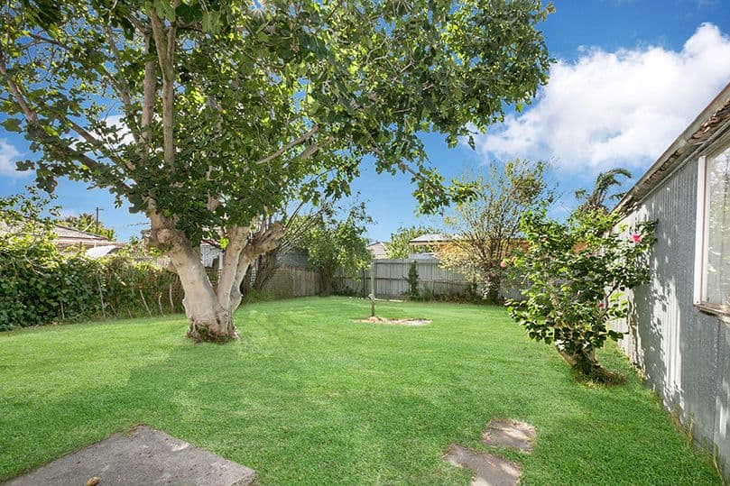 10 Armstrong Street, Reservoir VIC 3073, Reservoir - Thumbnail 5