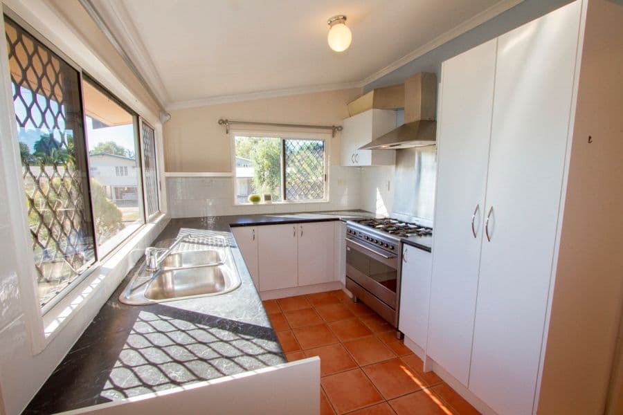 12 Arthur Street, AITKENVALE QLD 4814, Aitkenvale - Thumbnail 4