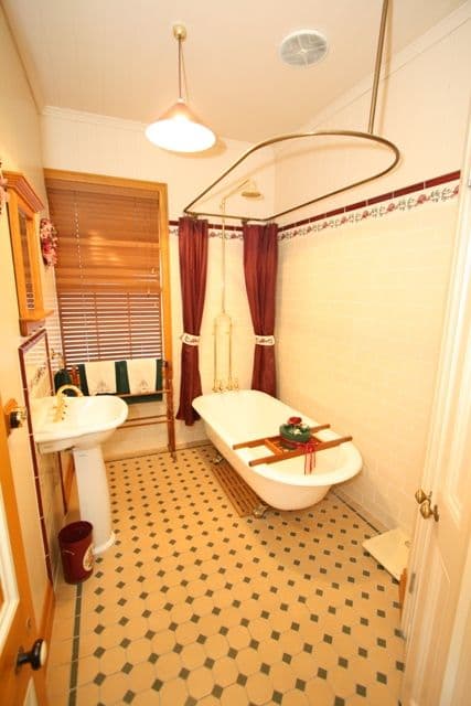 9 Thompson Street, BULIMBA QLD 4171, Bulimba - Thumbnail 7