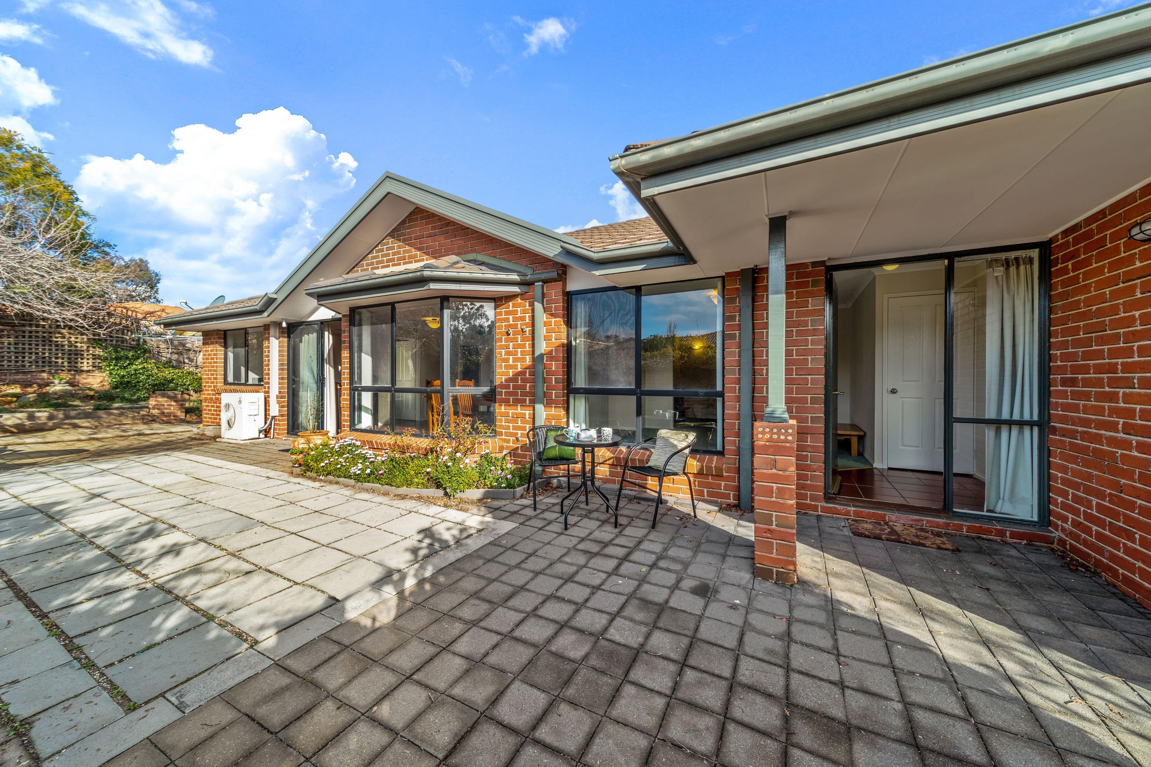 54 Wanderer Court, Amaroo ACT 2914, Amaroo - Thumbnail 2