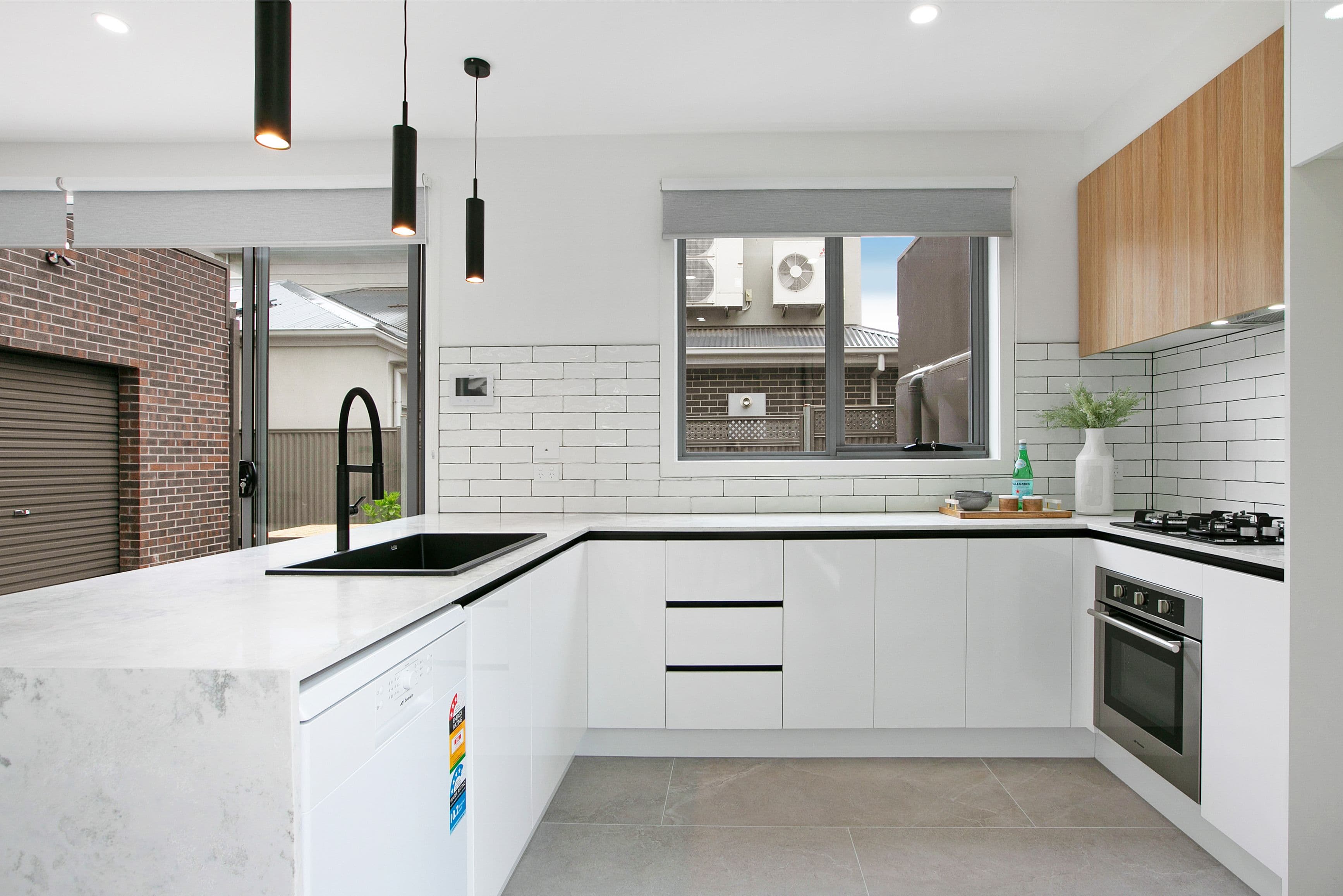 142 Purinuan Road, Reservoir VIC 3073, Reservoir - Thumbnail 7