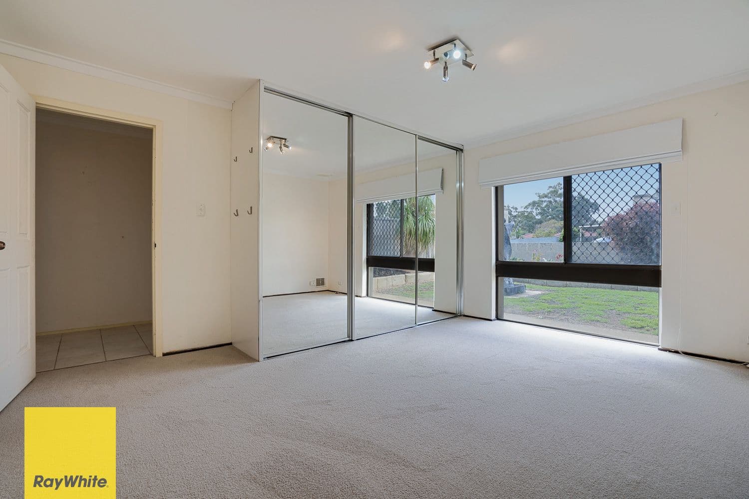 53 Gayford Way, Girrawheen WA 6064, Girrawheen - Thumbnail 8
