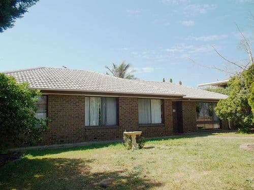 4 French Crescent, TROTT PARK SA 5158, Trott Park - Image 1