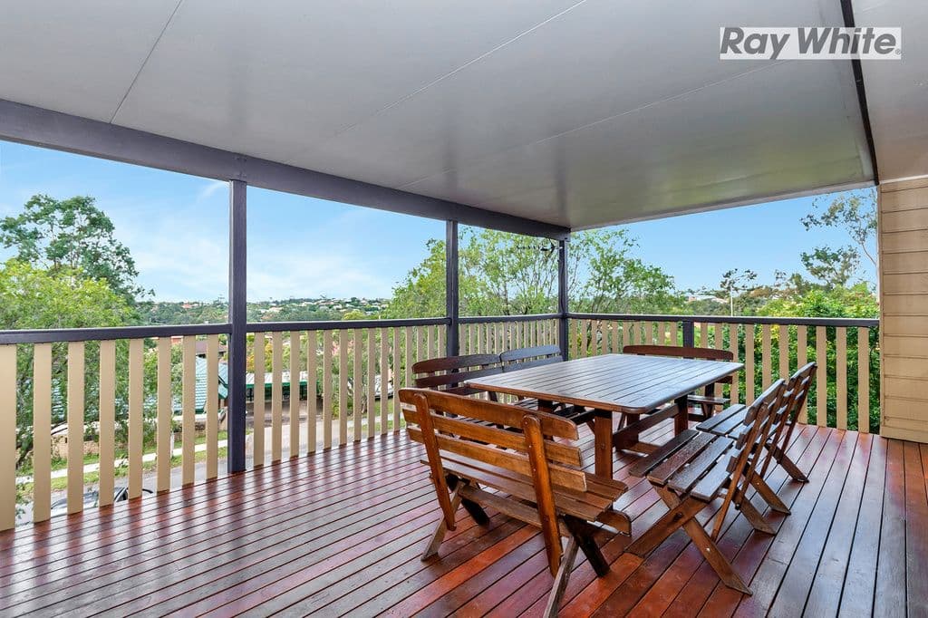 33 Sirocco Street, Jamboree Heights QLD 4074, Jamboree Heights - Thumbnail 2