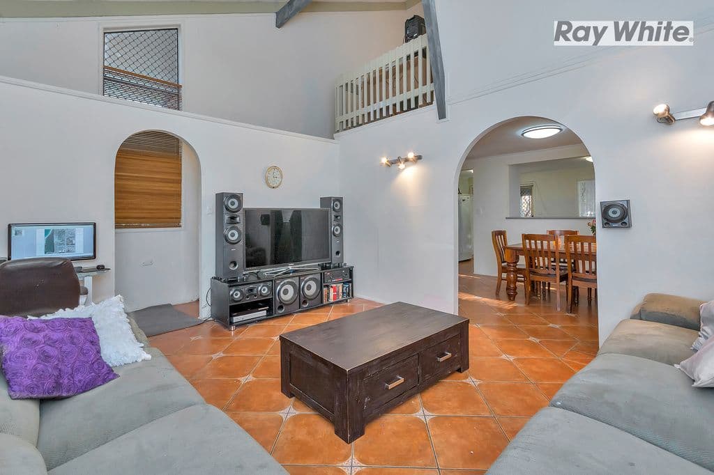 33 Sirocco Street, Jamboree Heights QLD 4074, Jamboree Heights - Thumbnail 4