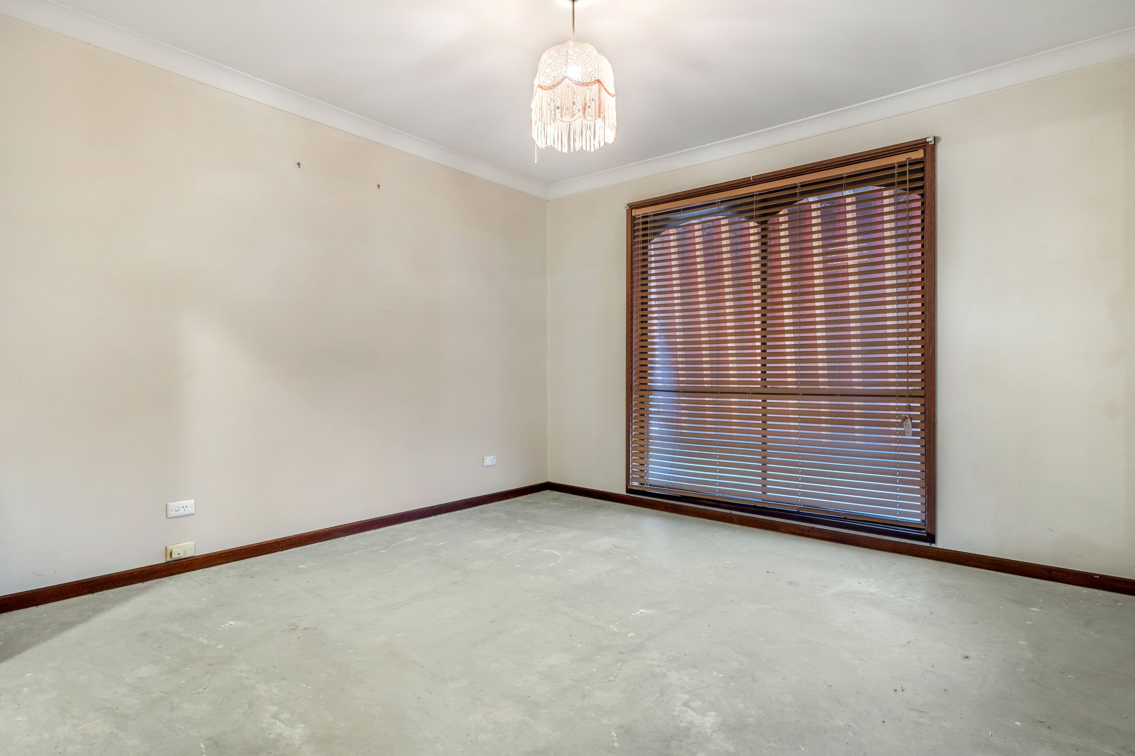 29 Pinaroo Drive, Glenfield Park NSW 2650, Glenfield Park - Thumbnail 5
