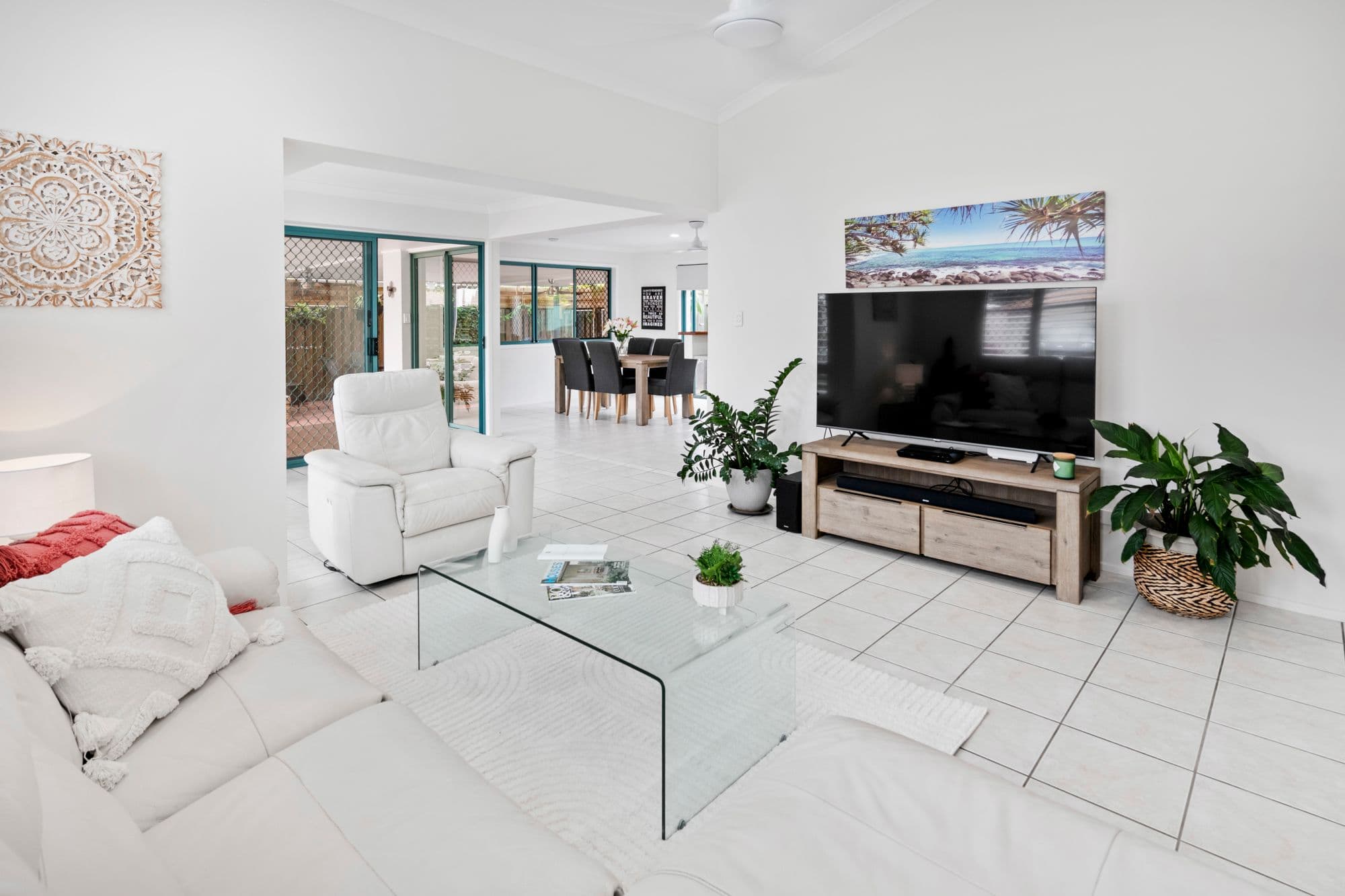 2 Lakes Circuit, Burleigh Waters QLD 4220, Burleigh Waters - Thumbnail 8