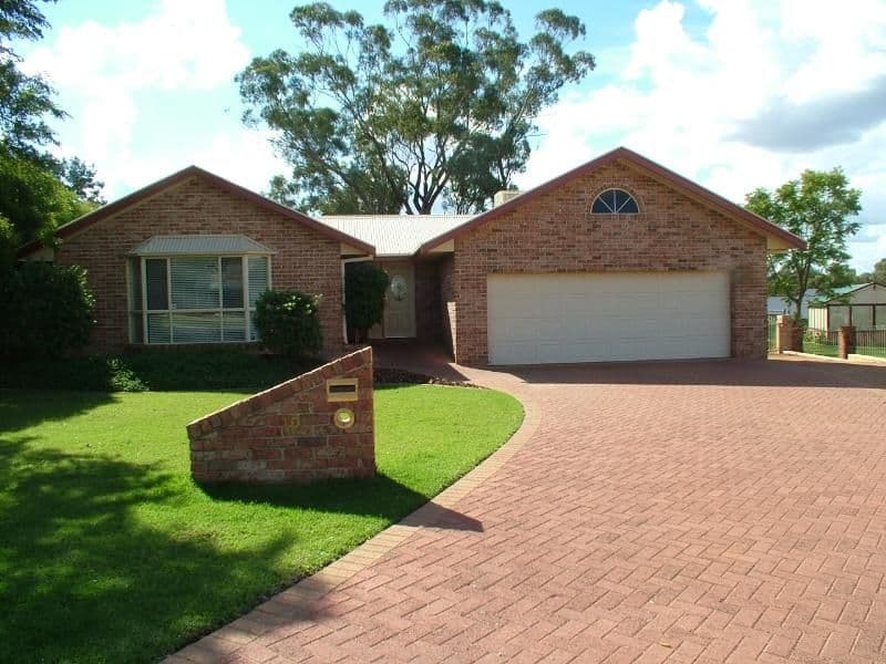 12 Willowbend Way, DUBBO NSW 2830, Dubbo - Image 1