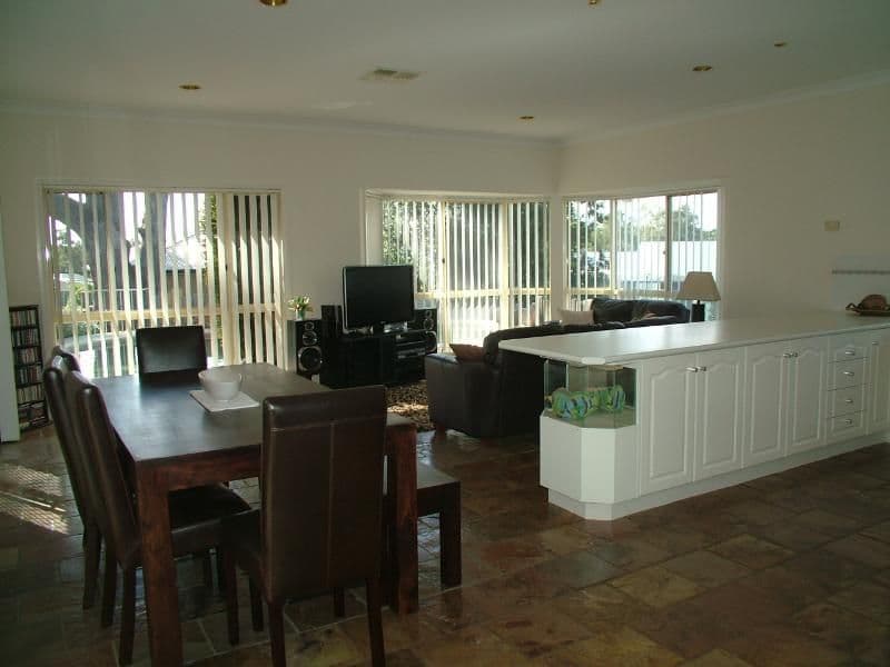 12 Willowbend Way, DUBBO NSW 2830, Dubbo - Thumbnail 3