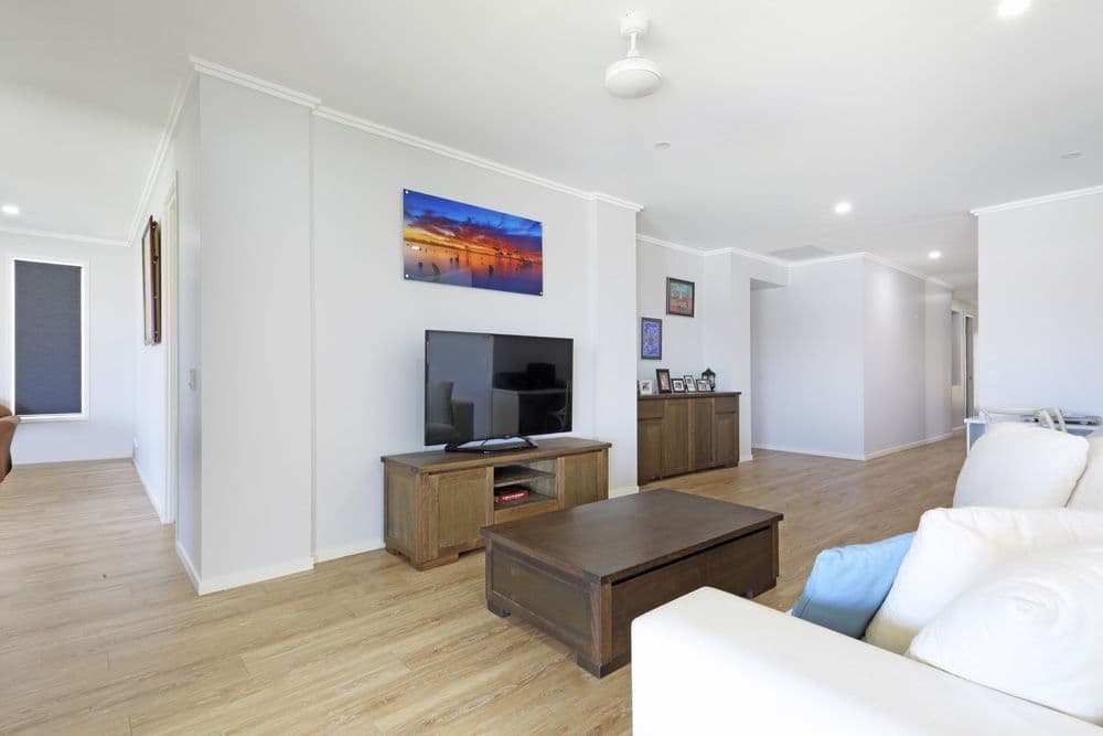 18 Westholme Circuit, Pelican Waters QLD 4551, Pelican Waters - Thumbnail 8