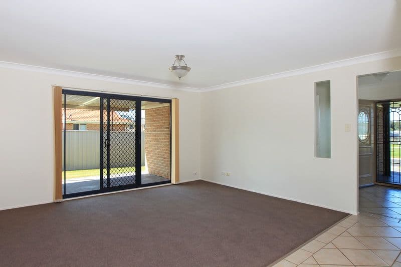 18 Mintbush Crescent, WORRIGEE NSW 2540, Worrigee - Thumbnail 3