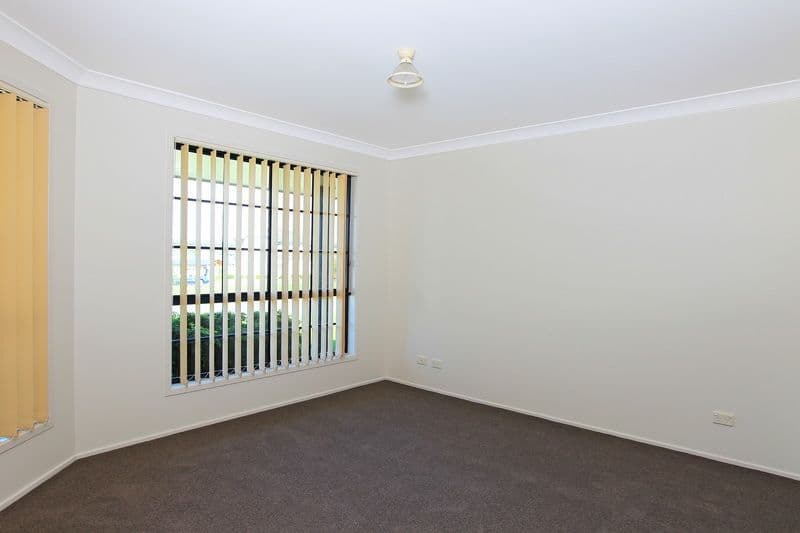 18 Mintbush Crescent, WORRIGEE NSW 2540, Worrigee - Thumbnail 7