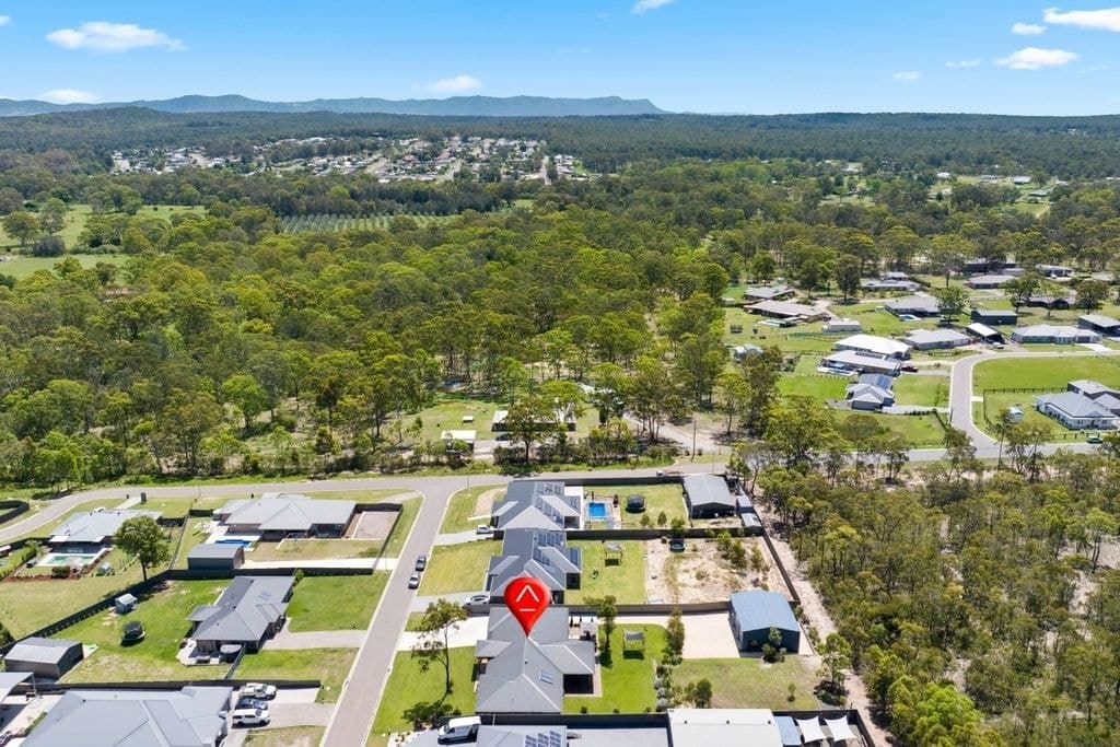 60 Abbey Circuit, Weston - Thumbnail 3
