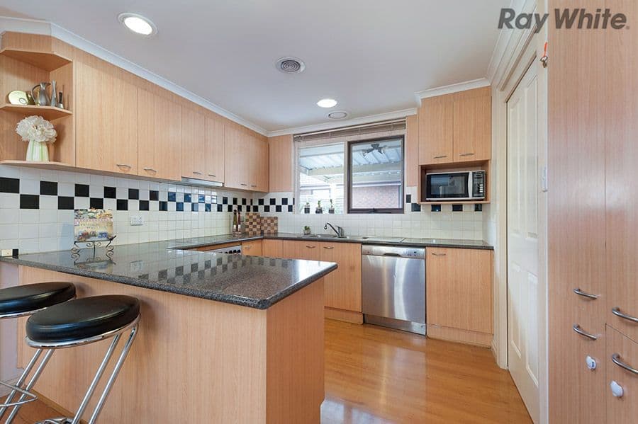 36 Dongola Road, Keilor Downs VIC 3038, Keilor Downs - Thumbnail 2