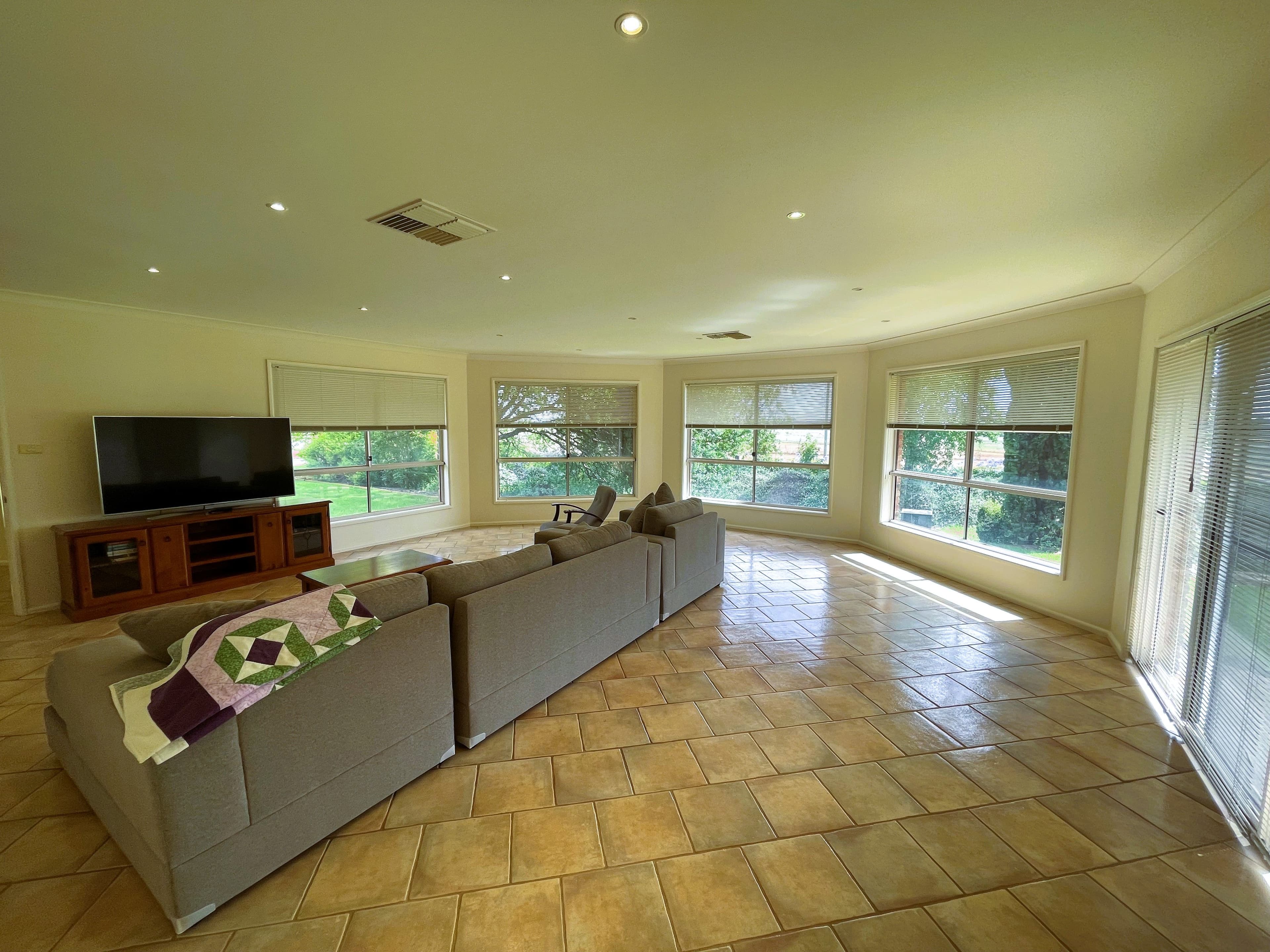 2 Violi Drive, Lake Wyangan NSW 2680, Lake Wyangan - Thumbnail 4