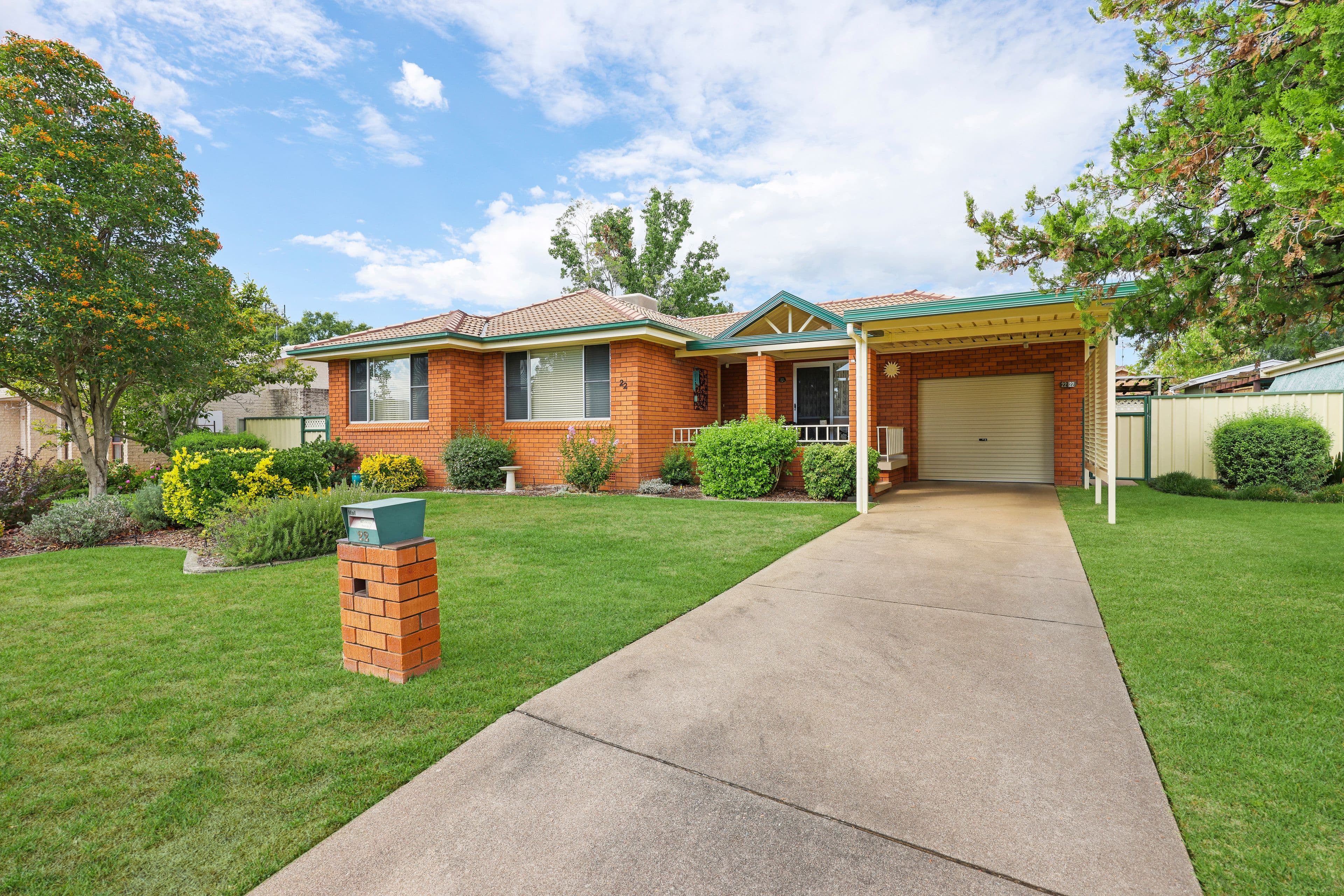 22 Waree Drive, Tamworth NSW 2340, Hillvue - Image 1