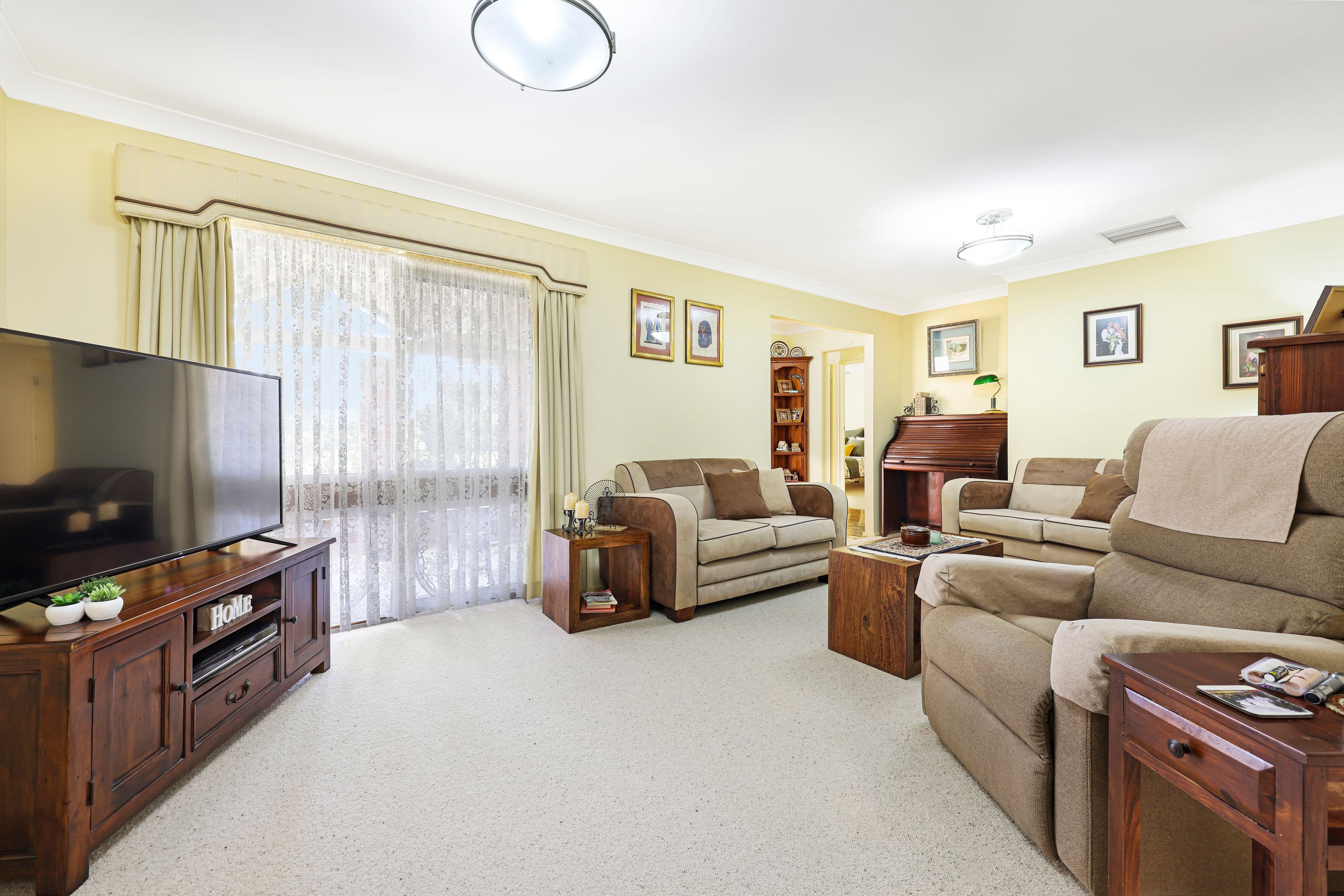 22 Waree Drive, Tamworth NSW 2340, Hillvue - Thumbnail 2