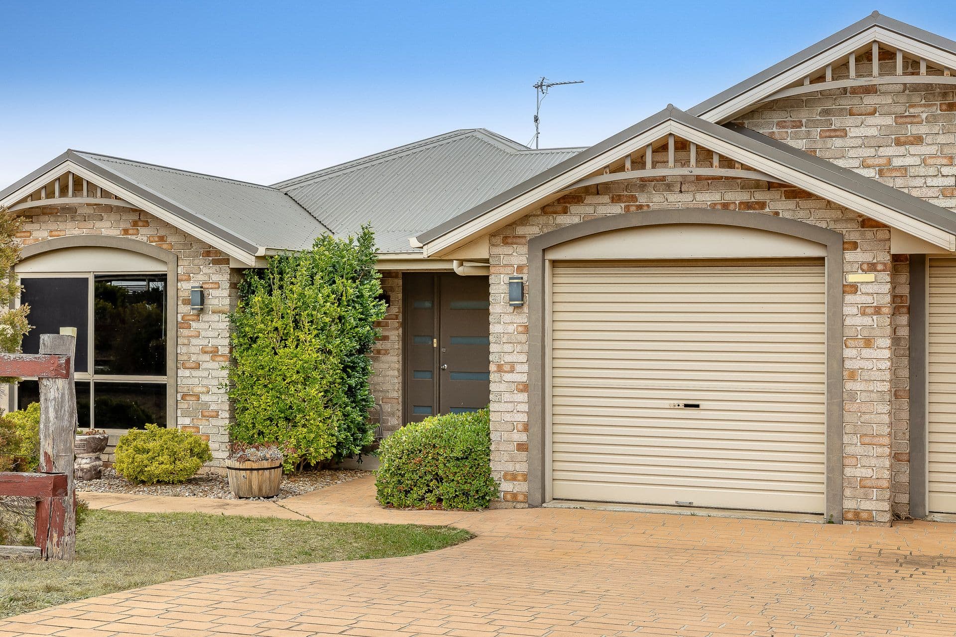3 Lauren Court, Glenvale QLD 4350, Glenvale - Image 1