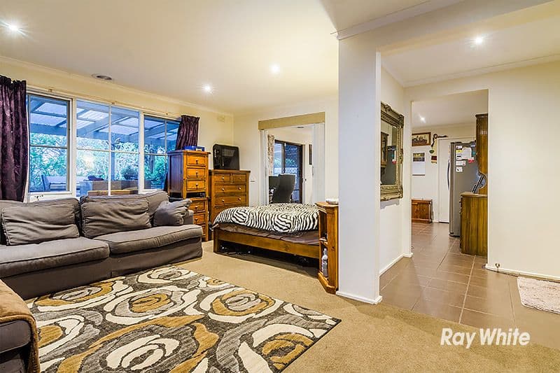 33 Arleon Crescent, CRANBOURNE VIC 3977, Cranbourne - Thumbnail 8