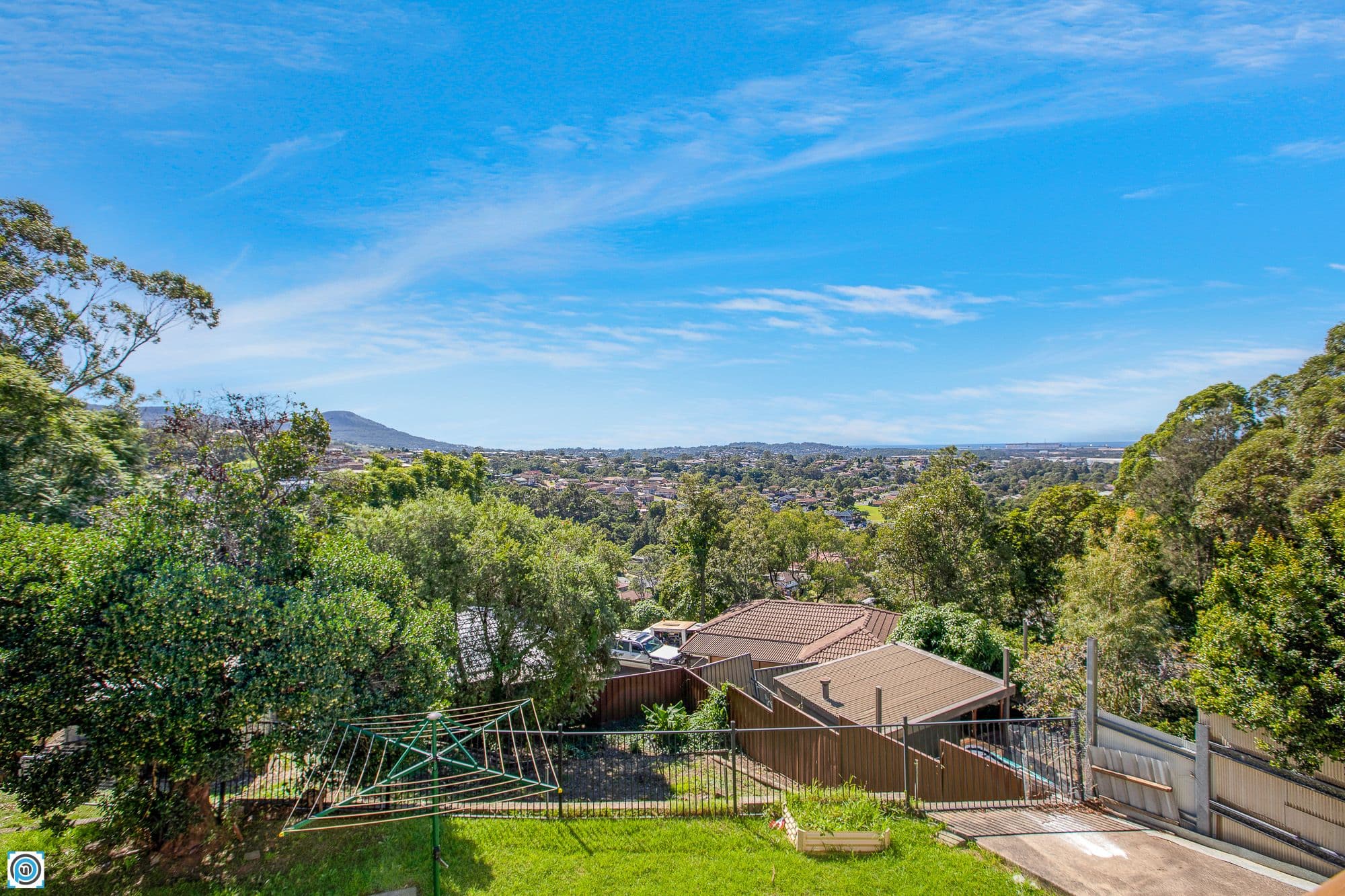 100 Panorama Drive, Farmborough Heights - Thumbnail 5