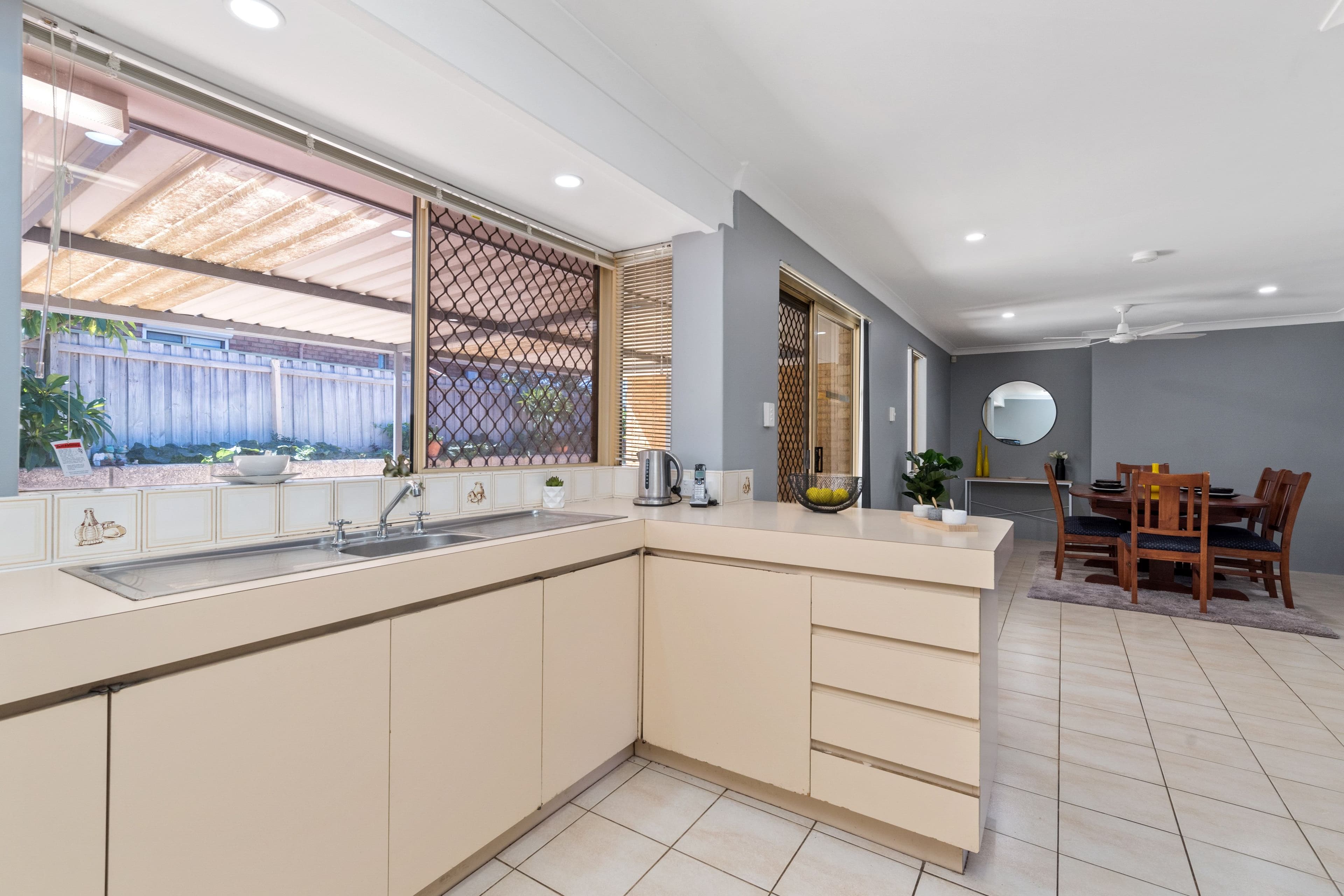 2 Clapton Court, Kingsley WA 6026, Kingsley - Thumbnail 4