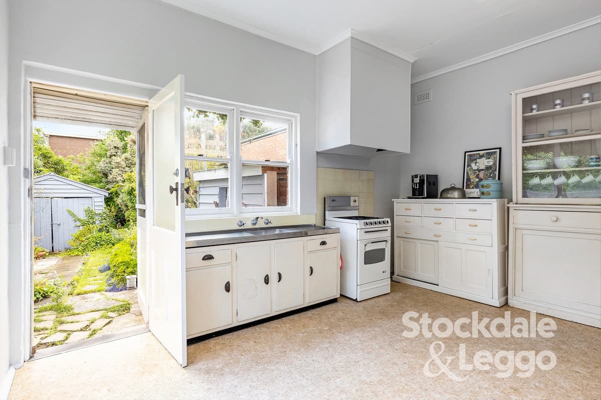 27 Lingwell Road, Hawthorn East VIC 3123, Hawthorn East - Thumbnail 8