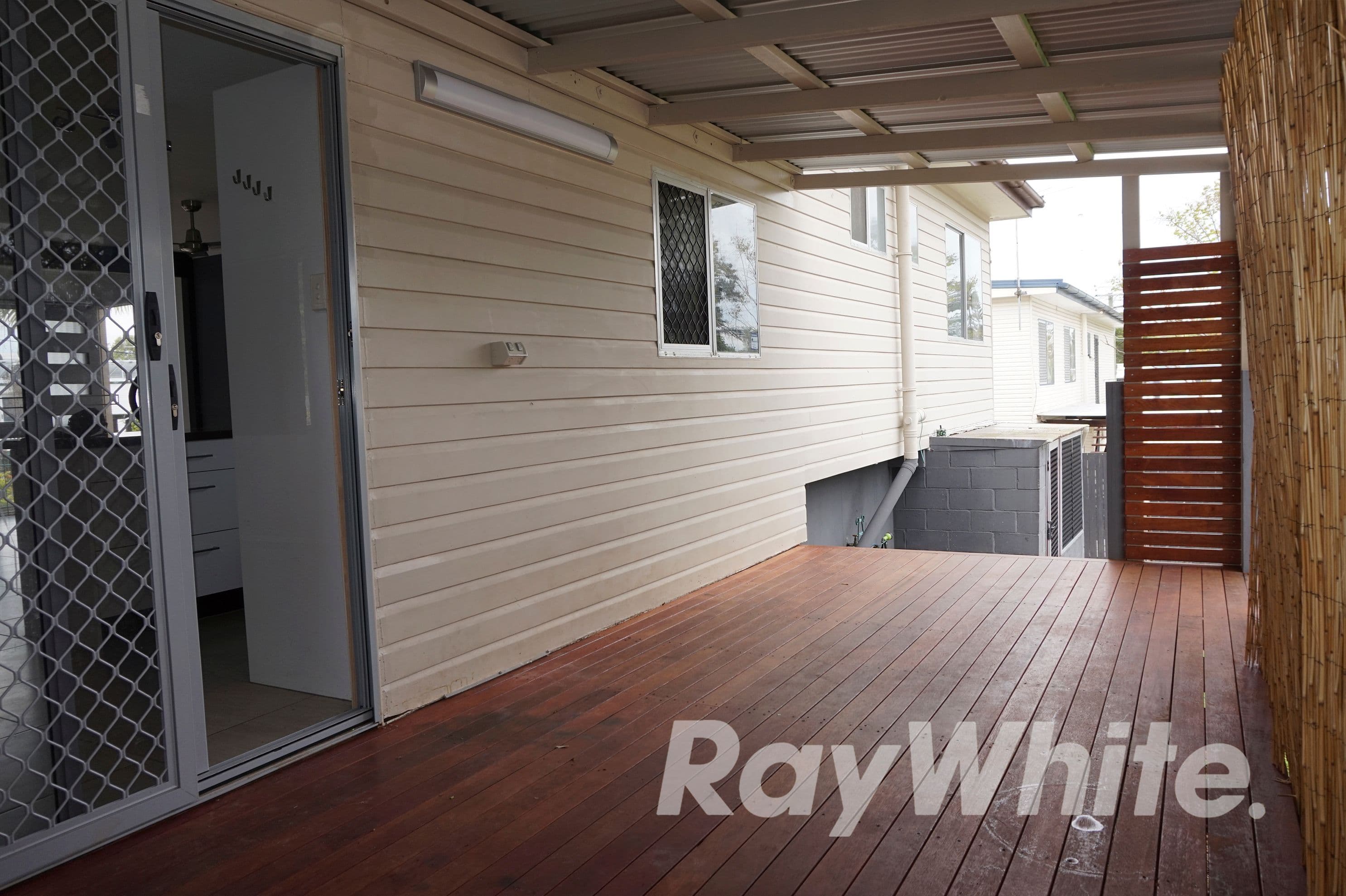 39 Redford Street, Kingston QLD 4114, Kingston - Thumbnail 7