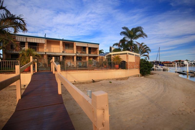 16 Carwoola Crescent, MOOLOOLABA QLD 4557, Mooloolaba - Thumbnail 2