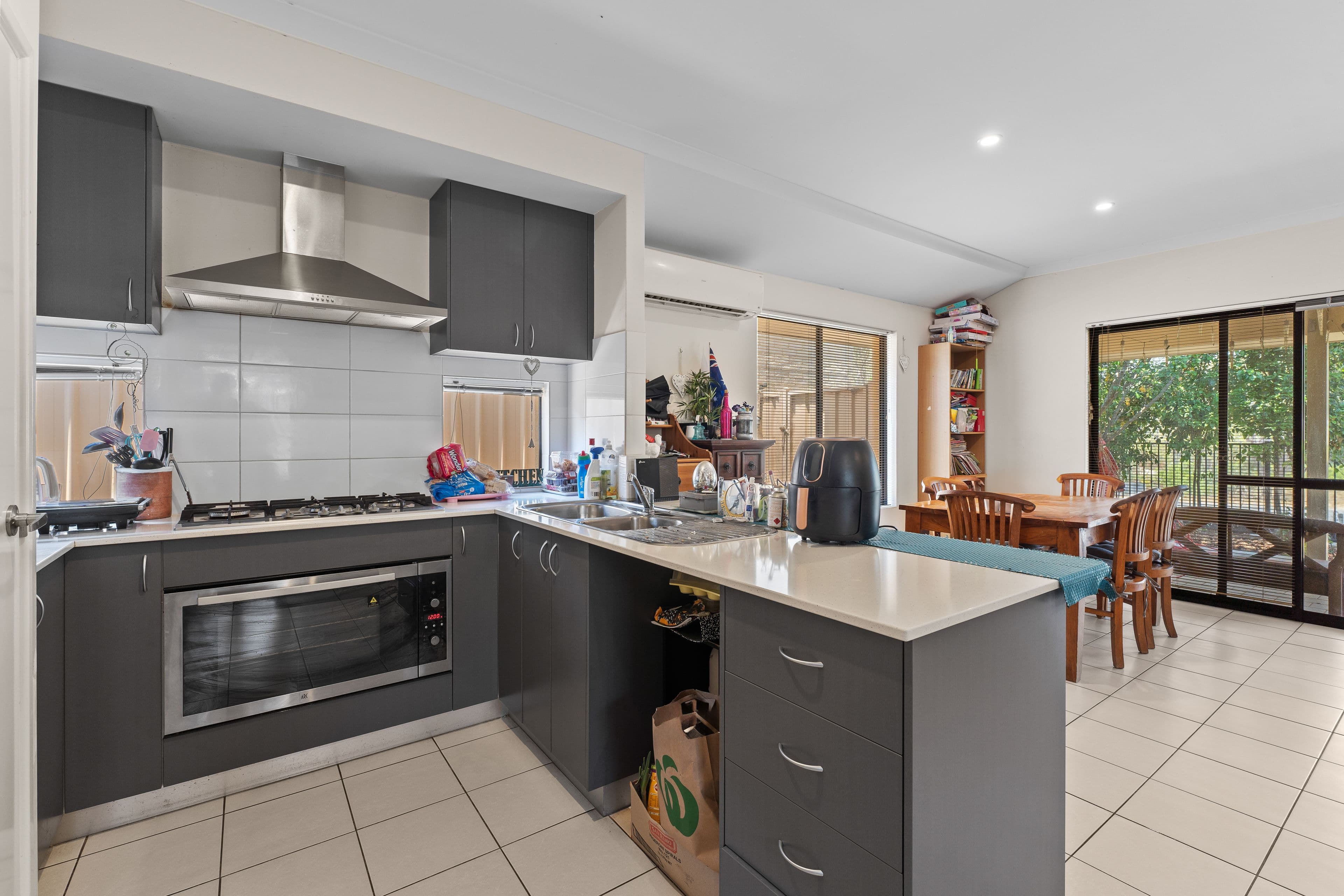 14 Kingsdale Lane, Baldivis WA 6171, Baldivis - Thumbnail 3