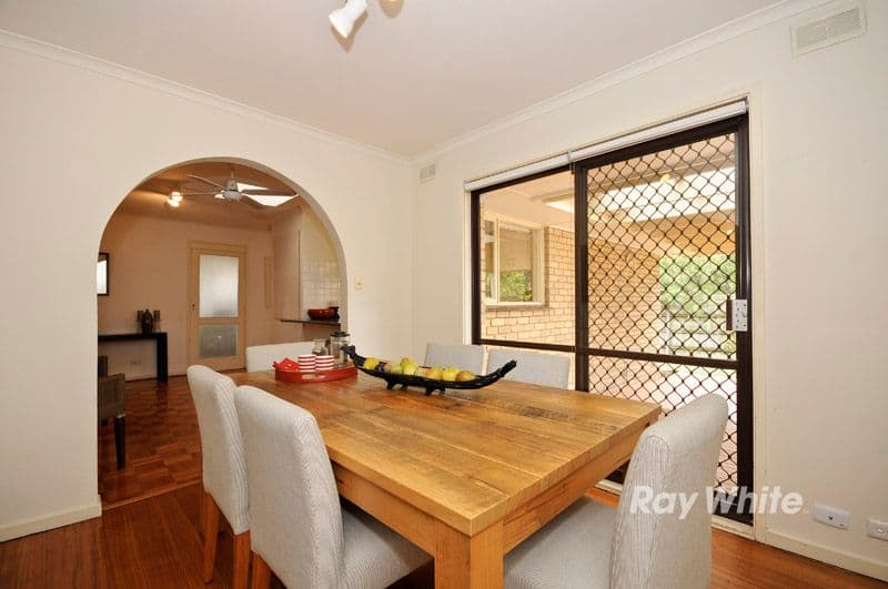 8 Warwick Close, WANTIRNA VIC 3152, Wantirna - Thumbnail 4
