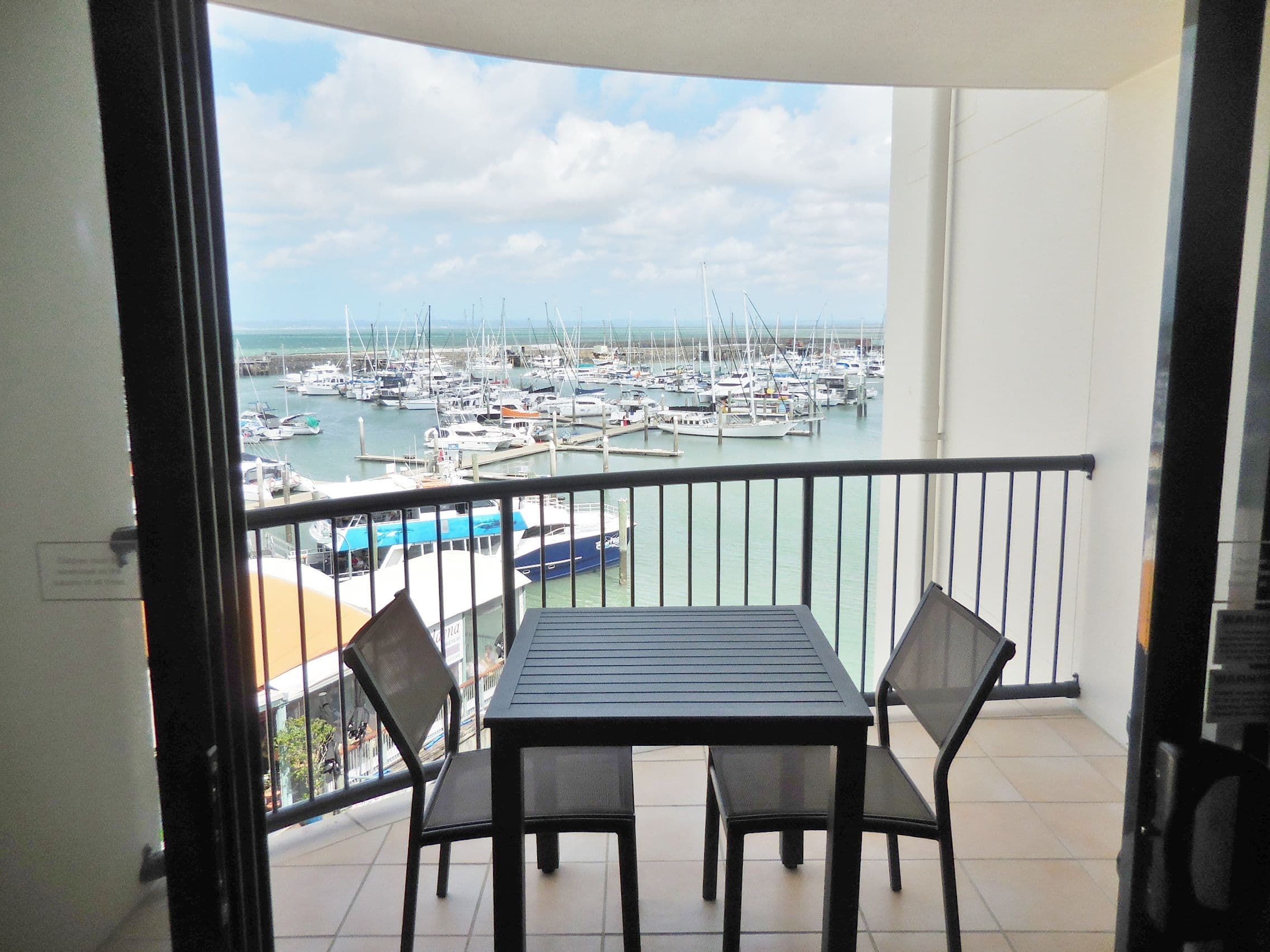 409 Mantra Resort - Buccaneer Drive, Urangan QLD 4655, Urangan - Thumbnail 5