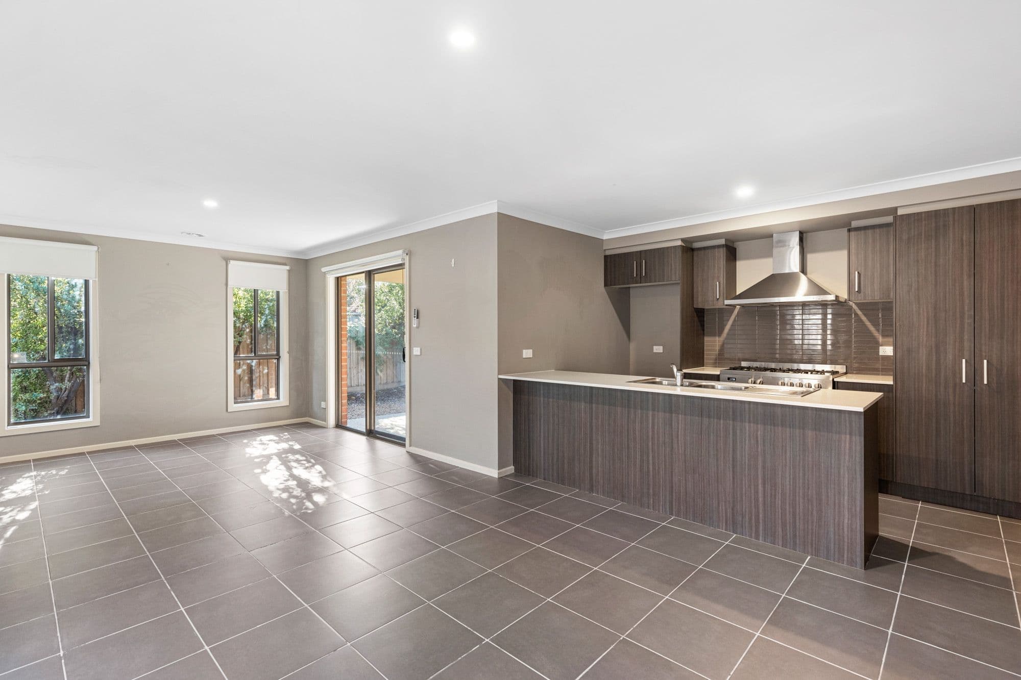 89 Stanmore Crescent, Wyndham Vale VIC 3024, Wyndham Vale - Thumbnail 2