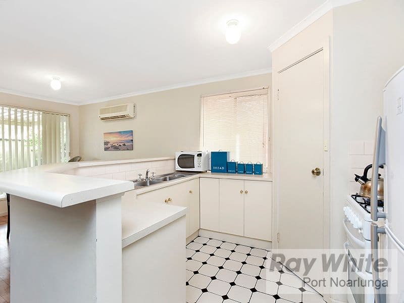 4 Peppermint Grove, Noarlunga Downs SA 5168, Noarlunga Downs - Image 1